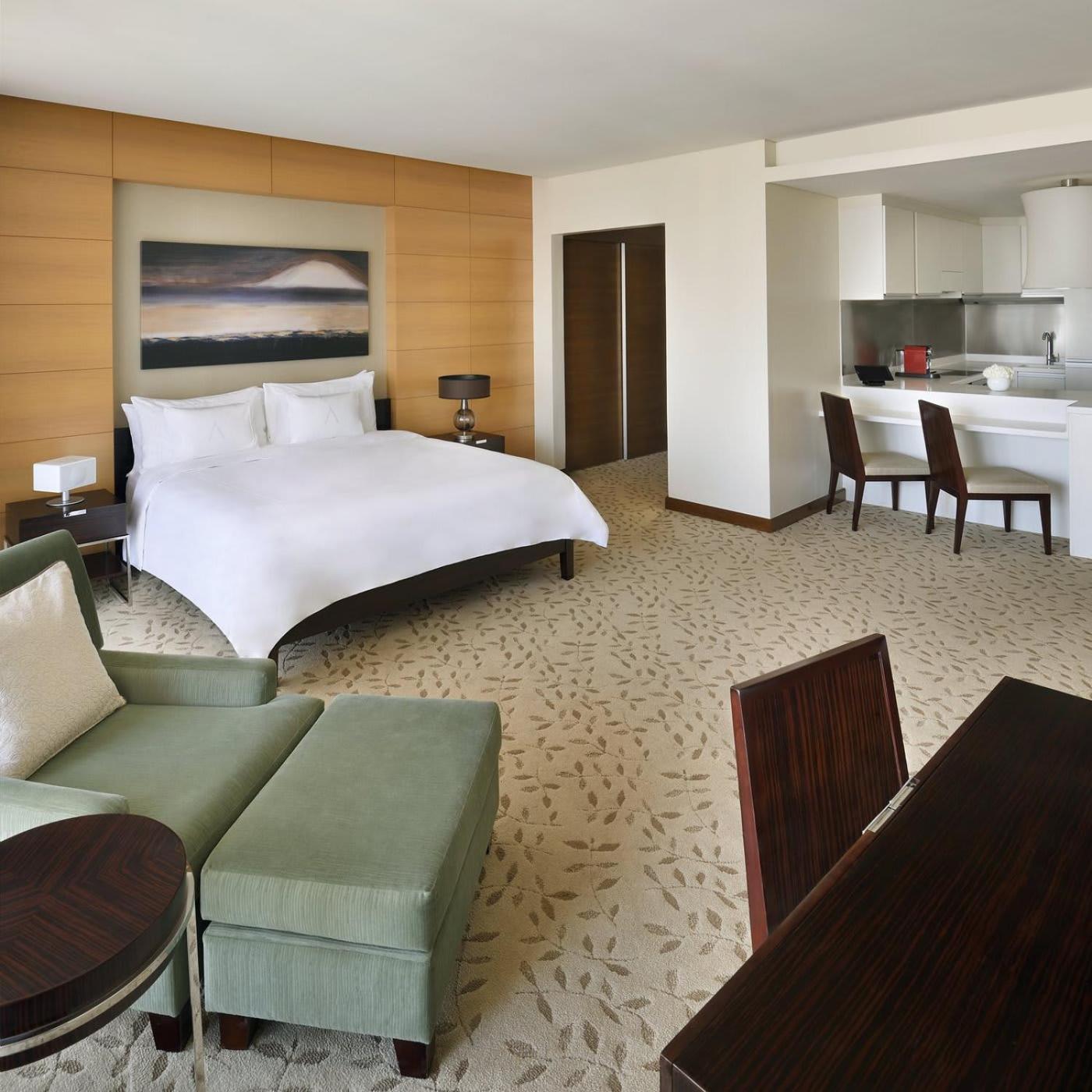 Emaar Residences Fashion Avenue, Formerly Address Mall Apart-hotel *