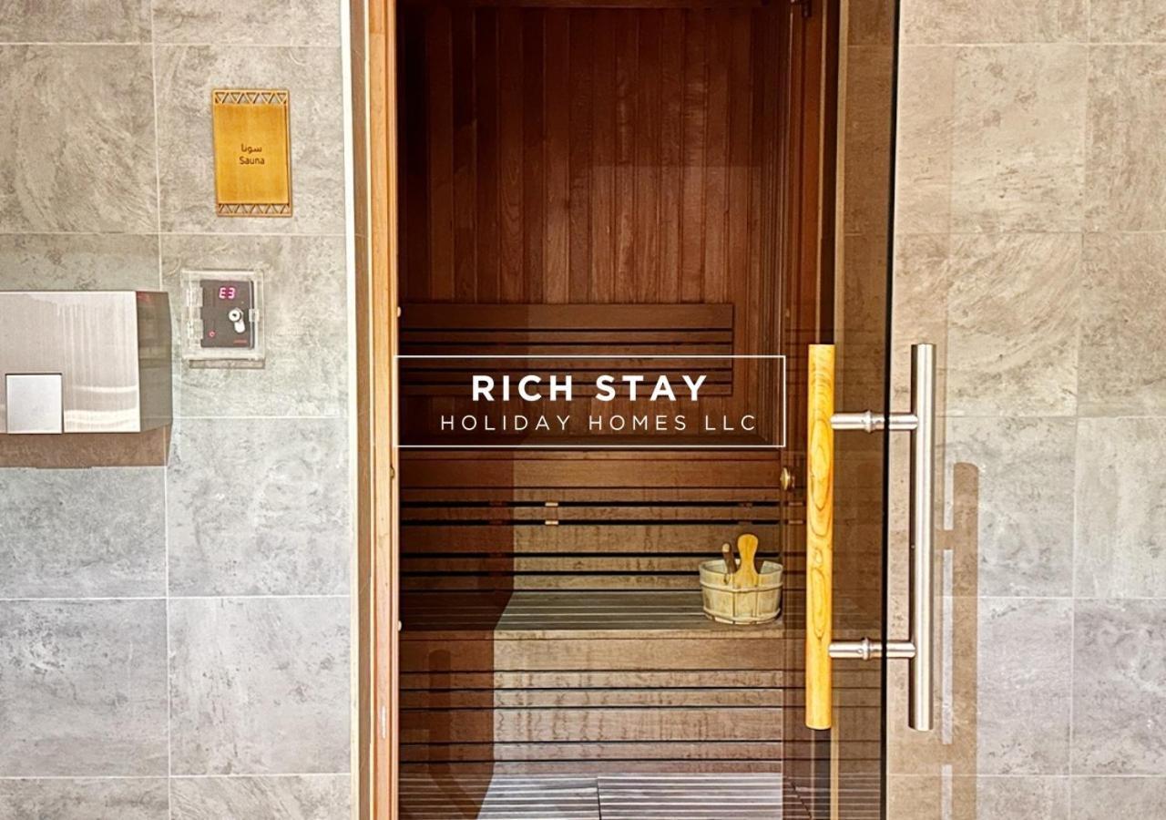 Apartamento Luxurious 2br In Stella Maris, Ain & Marina View Dubái