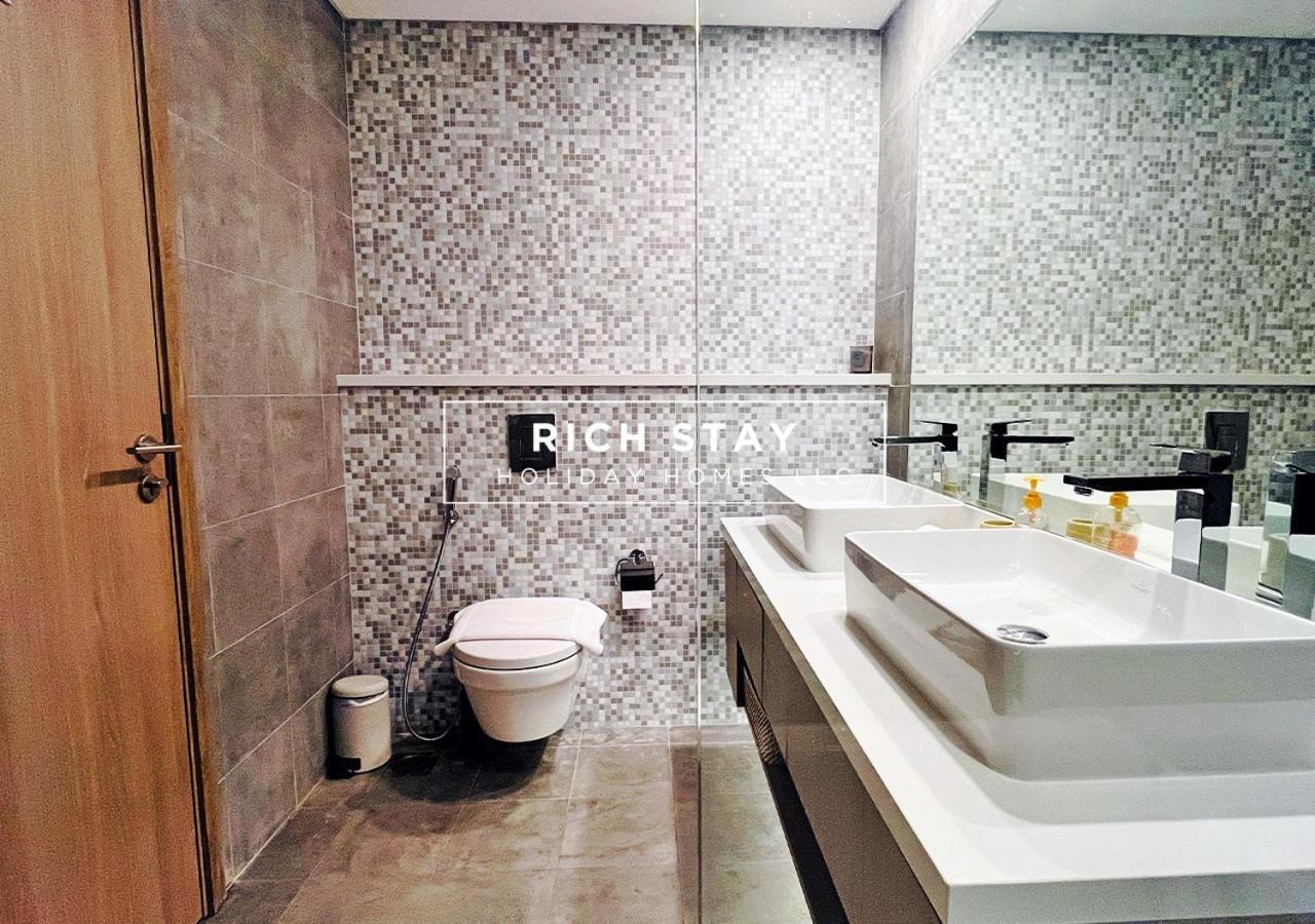 Luxurious 2br In Stella Maris, Ain & Marina View Apartamento Dubái