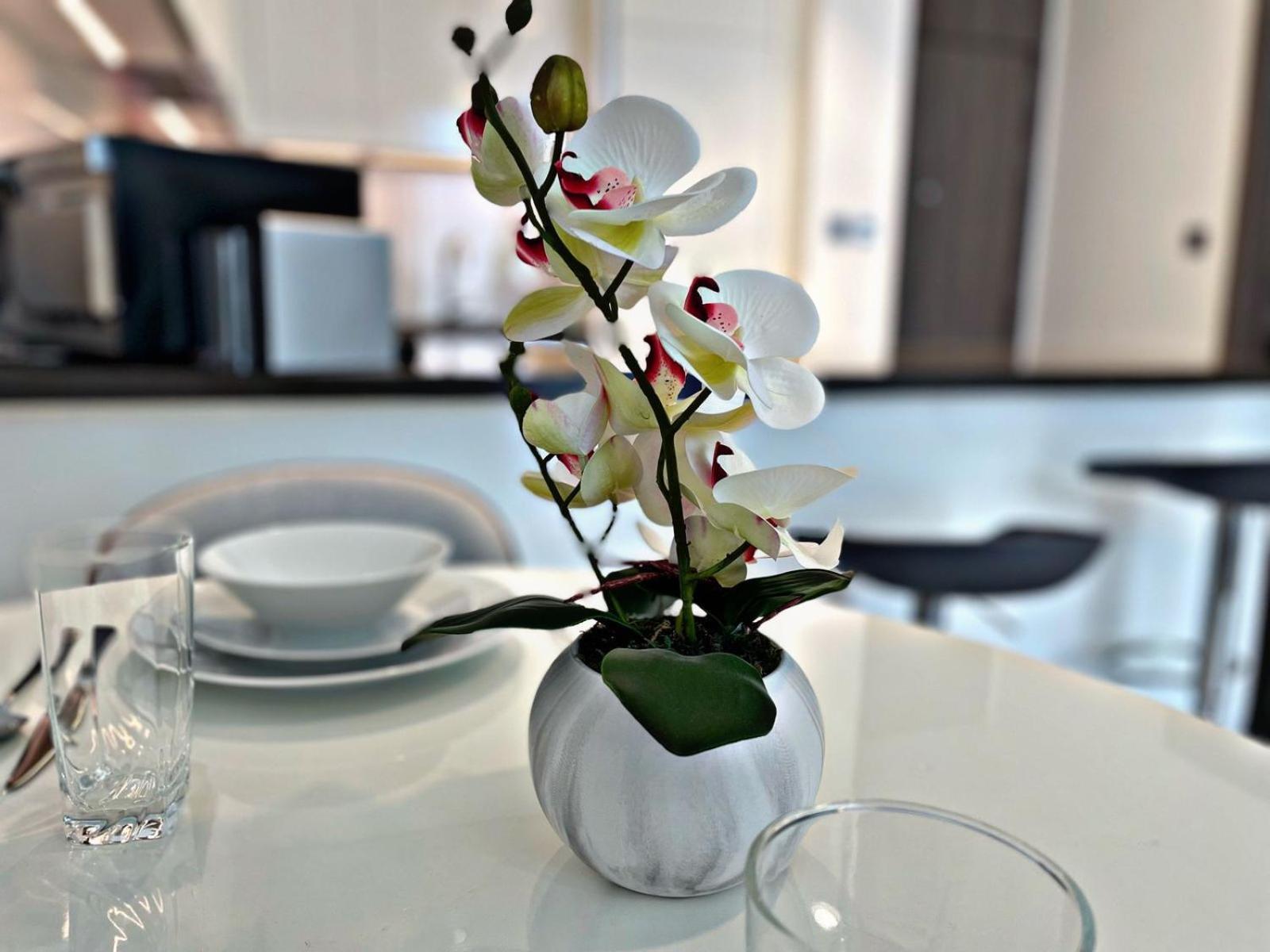 Appartement Panoramic 1br With Crystal Lagoon & Downtown View *