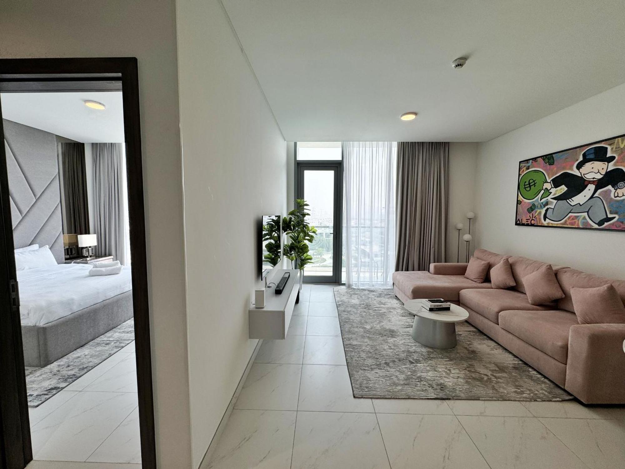 Panoramic 1br With Crystal Lagoon & Downtown View Appartement Dubaï