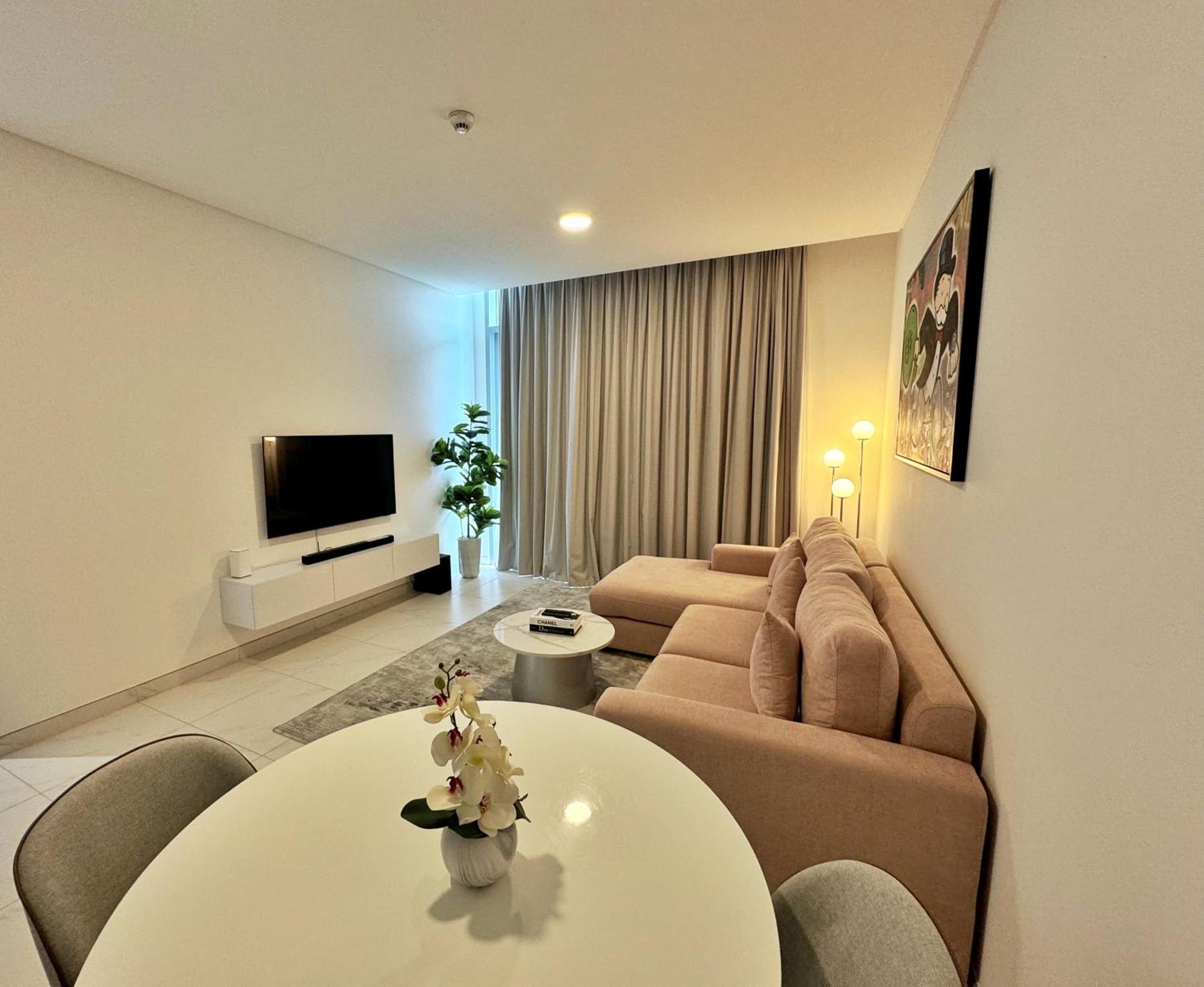 Appartement Panoramic 1br With Crystal Lagoon & Downtown View