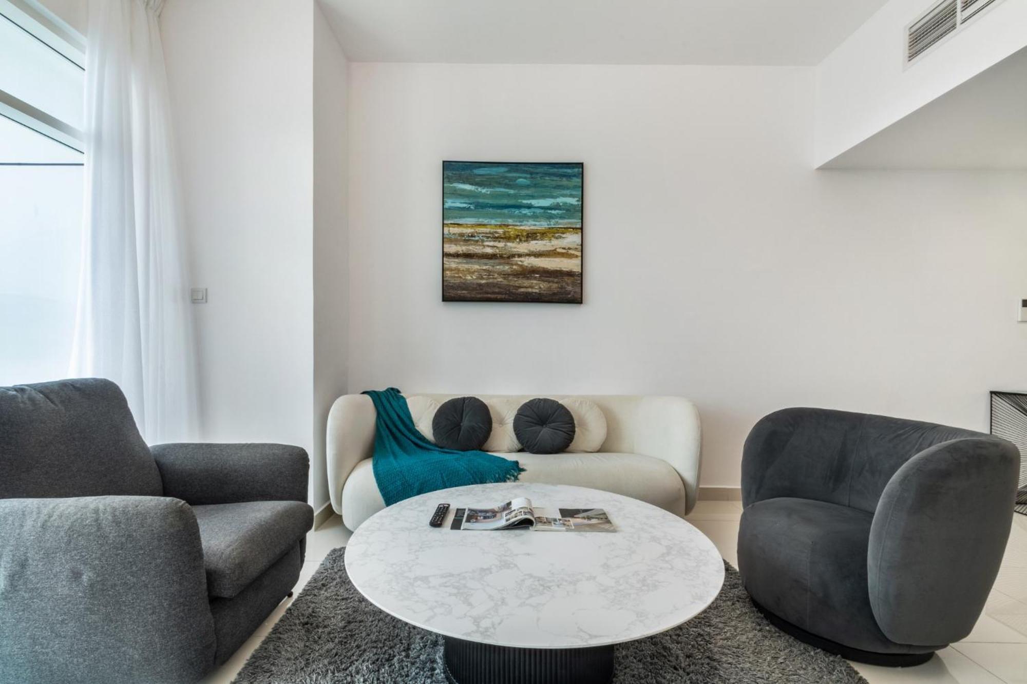 Peaceful Waterfront Marina View Appartement Dubaï
