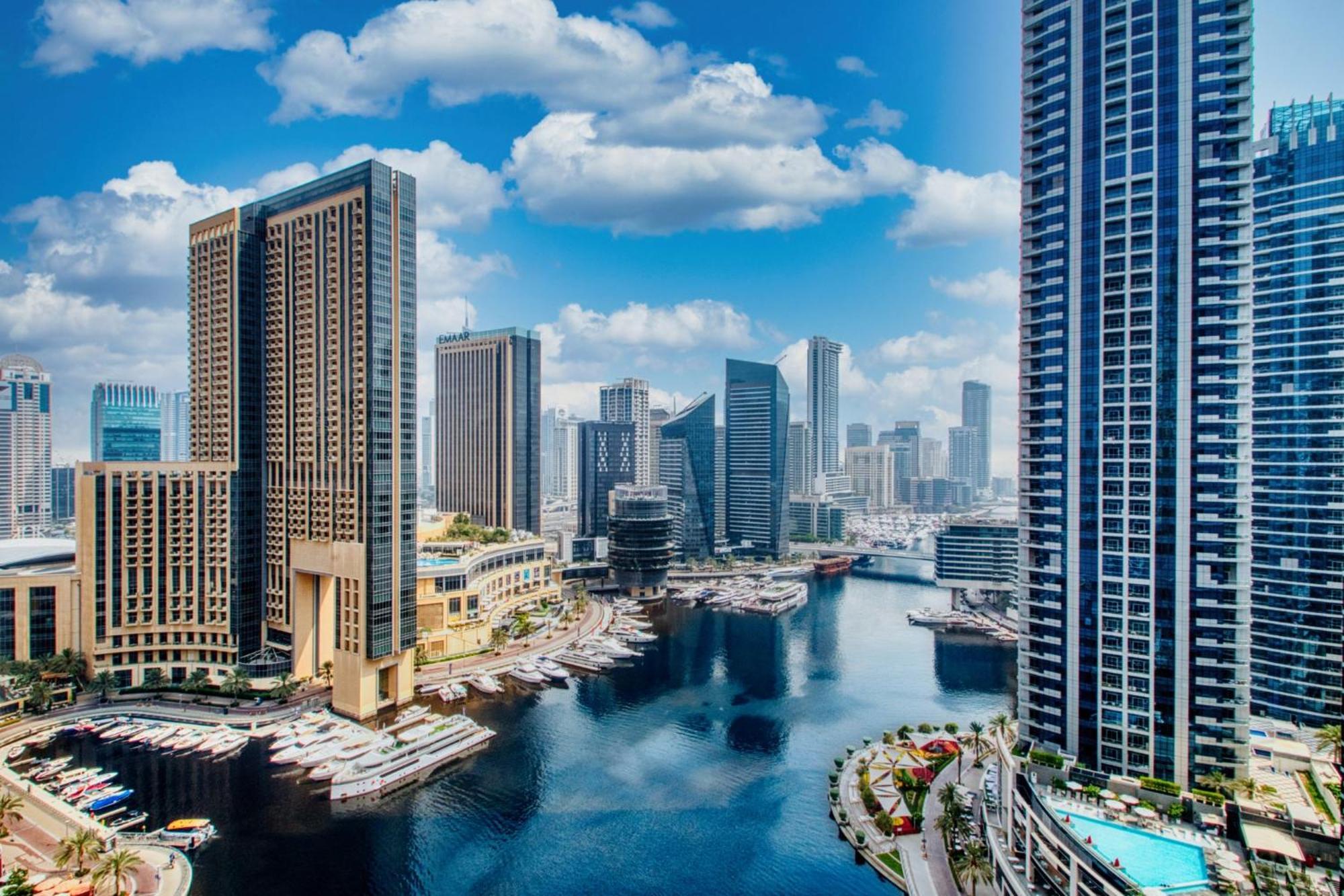 Peaceful Waterfront Marina View Apartamento