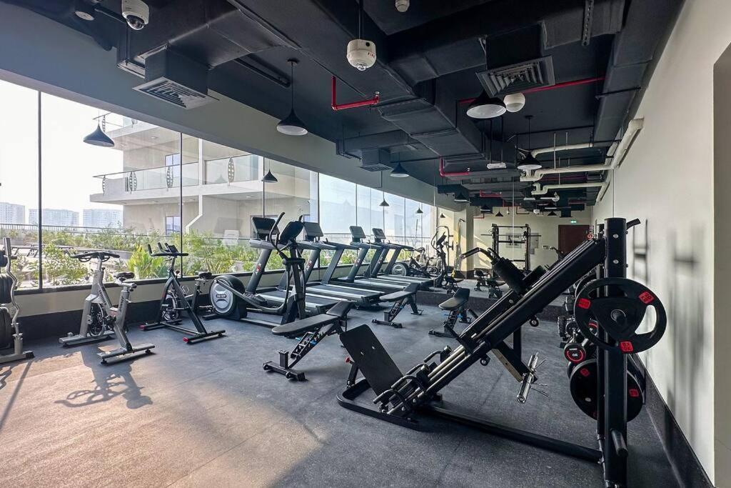 Waves - Stylish 1br Close To Img World & Global Village Appartement