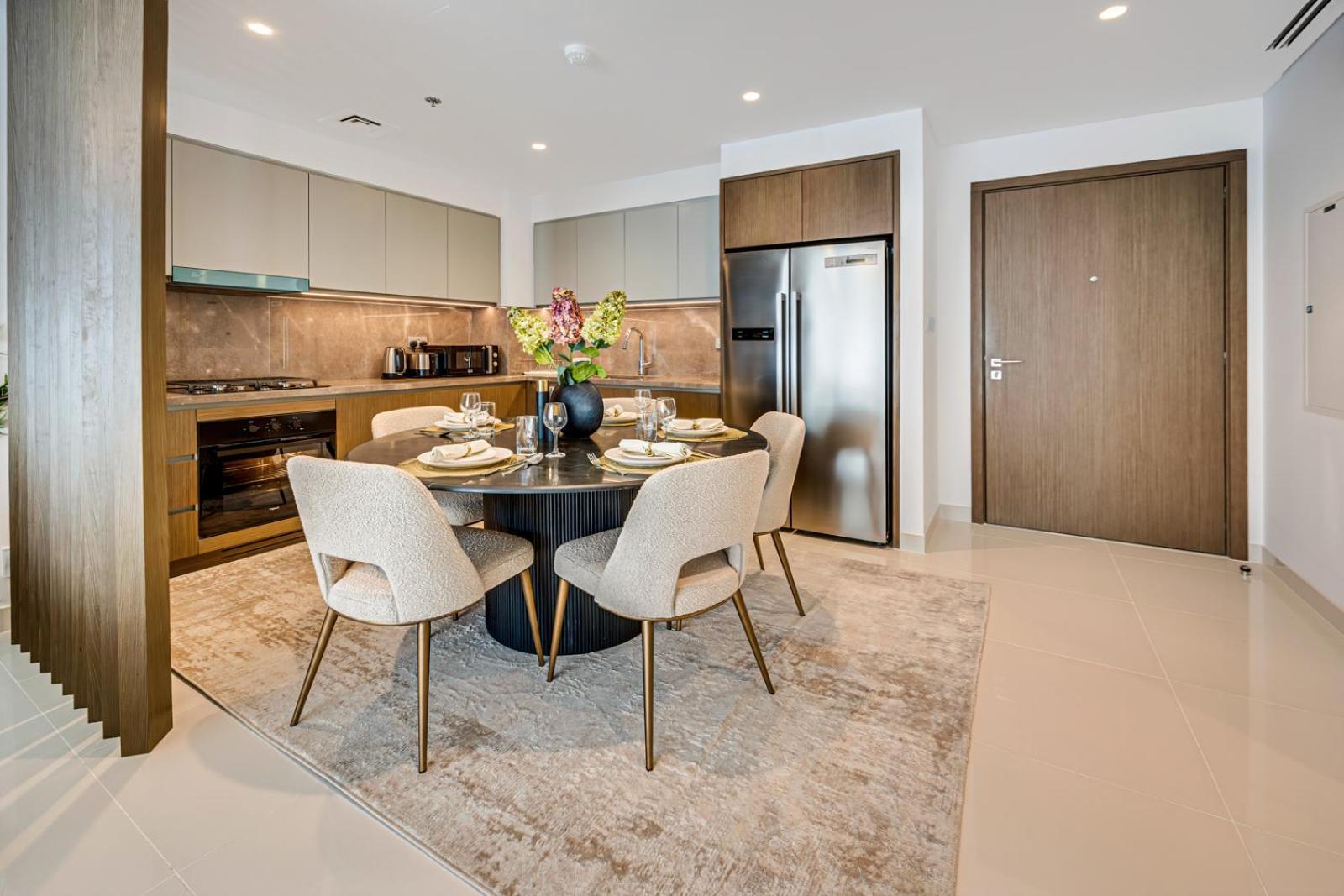 Stunning 2 Bedroom In Emaar Beachfront Dubaï