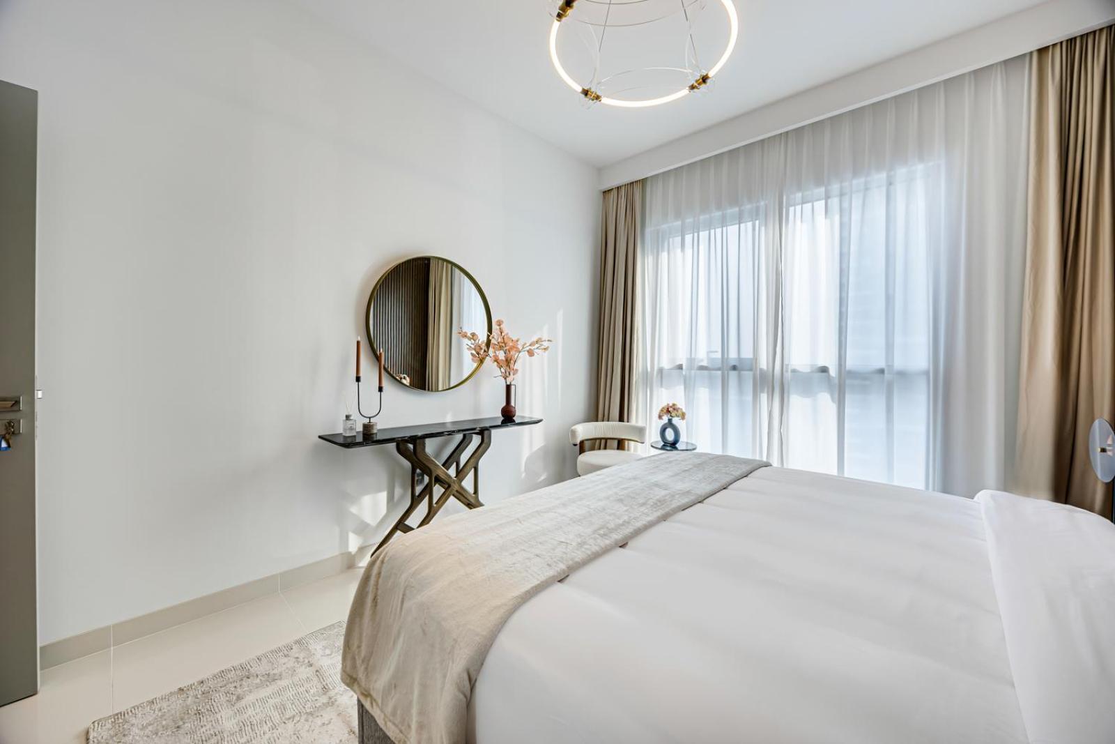 Stunning 2 Bedroom In Emaar Beachfront * Dubaï
