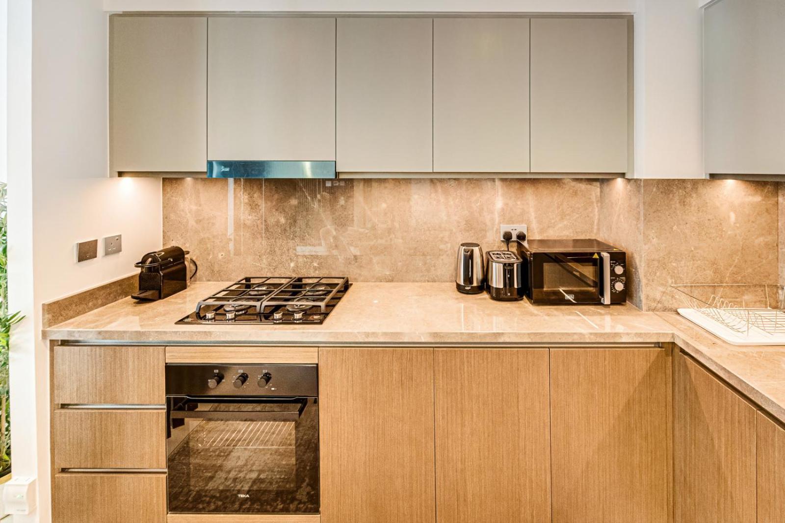 Stunning 2 Bedroom In Emaar Beachfront * Dubaï