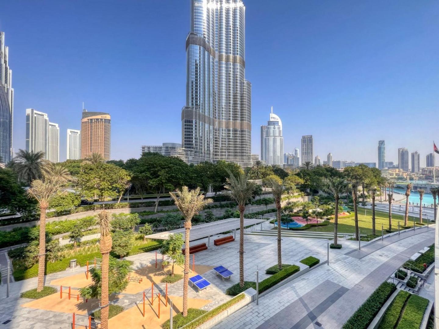 Appartement Skyline Symphony 3 Bedroom I Address Opera Residences I Iconic Burj Khalifa And Fountain Views I By Meerak Dubai