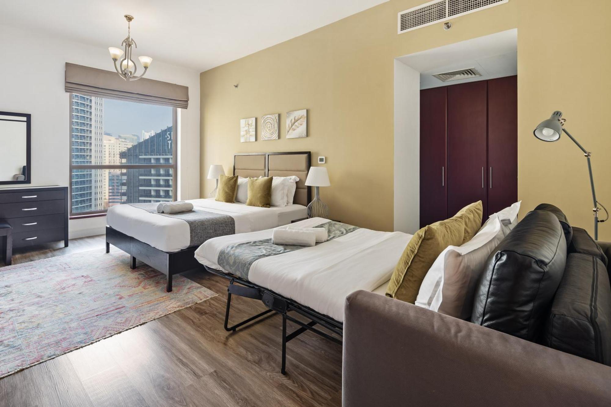 La Buena Vida Homes - Modern, Luxe & Spacious 4-bed, Full Kitchen, Near To Beach, Tram & Marina Apartamento Dubái