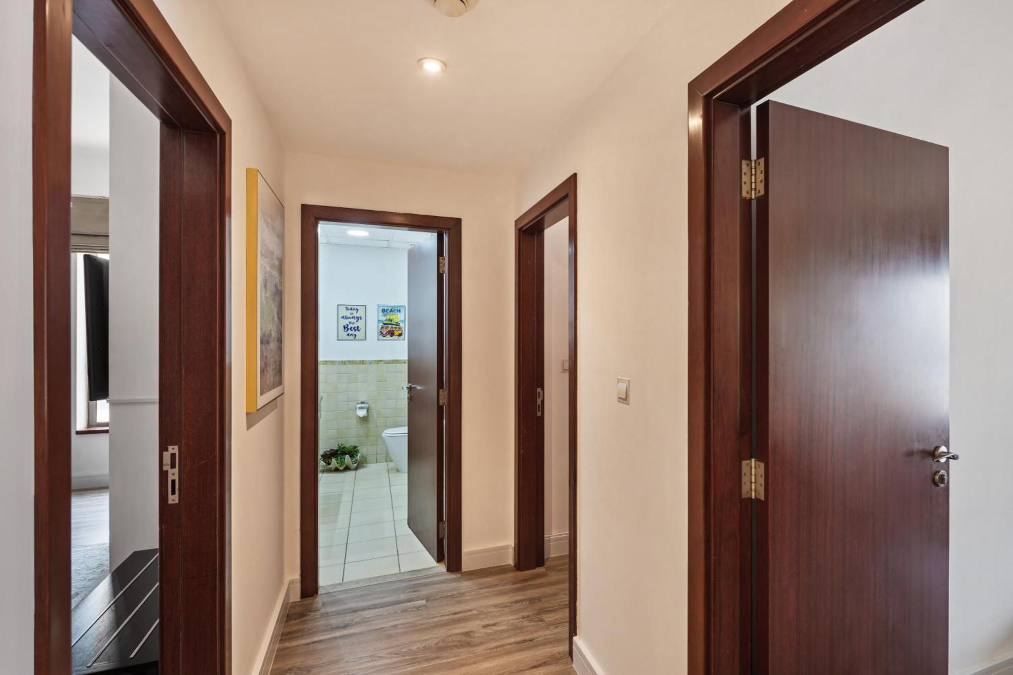 La Buena Vida Homes - Modern, Luxe & Spacious 4-bed, Full Kitchen, Near To Beach, Tram & Marina * Dubái