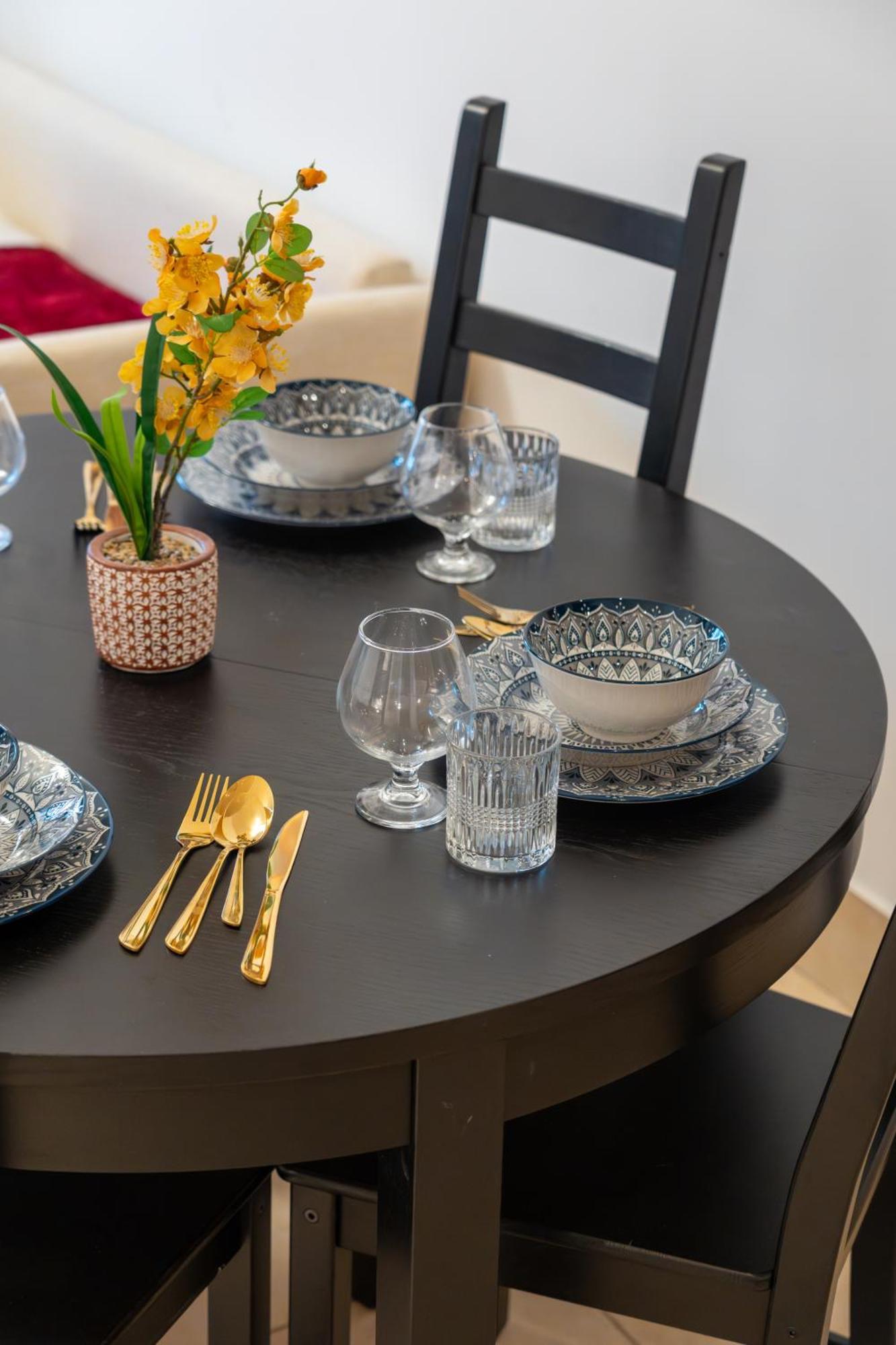 Lejlighed Luxurious Near Burj Khalifa, Free Parking *
