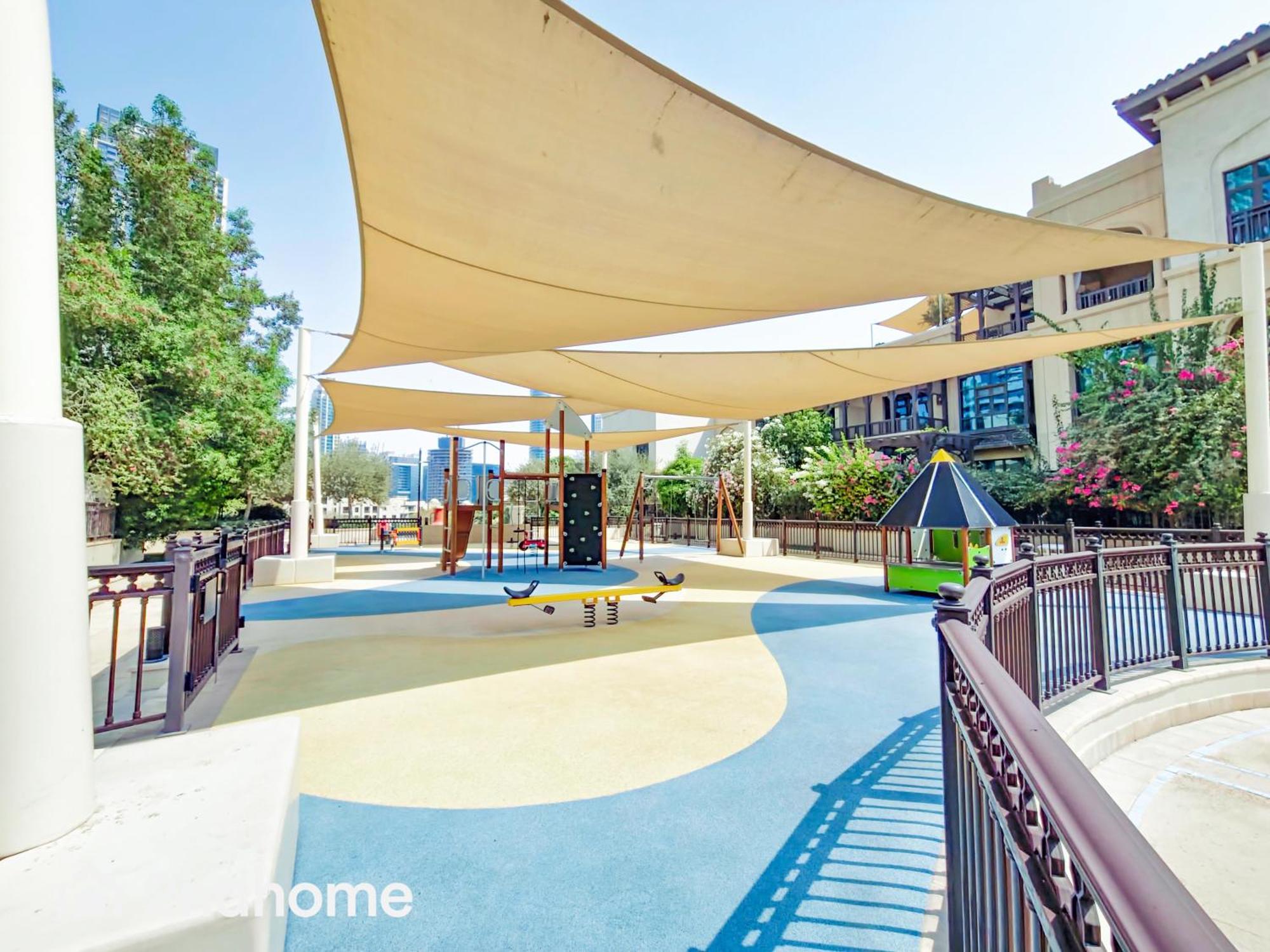 2ndhome - Al Tajer, A , Old Town Dubaï