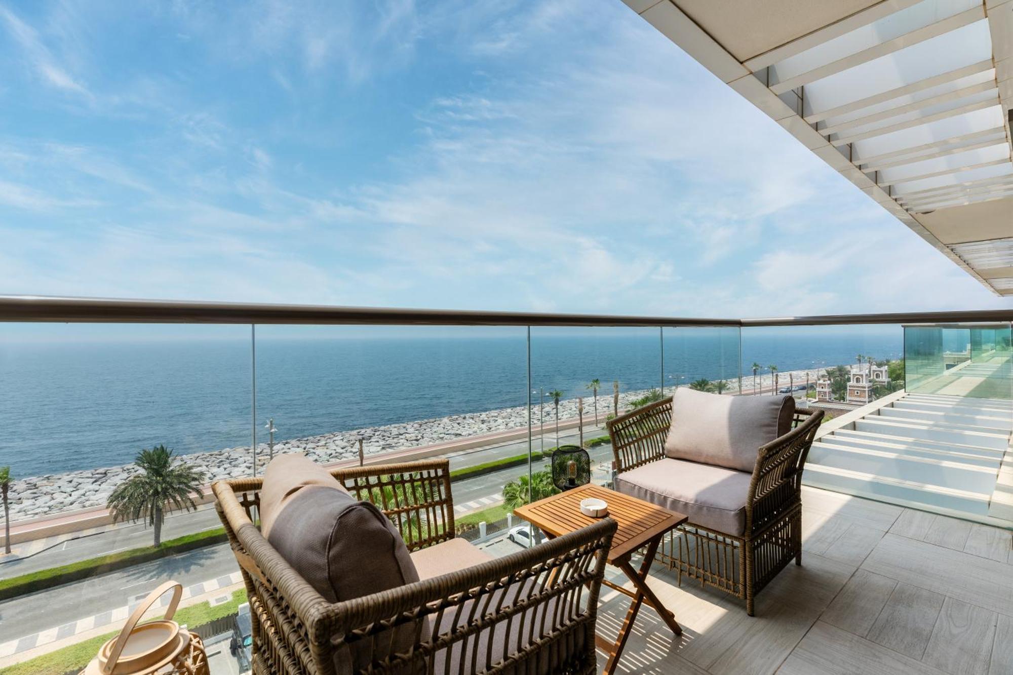 Apartamento Waves - Premium Seaside Retreat With Private Dubái