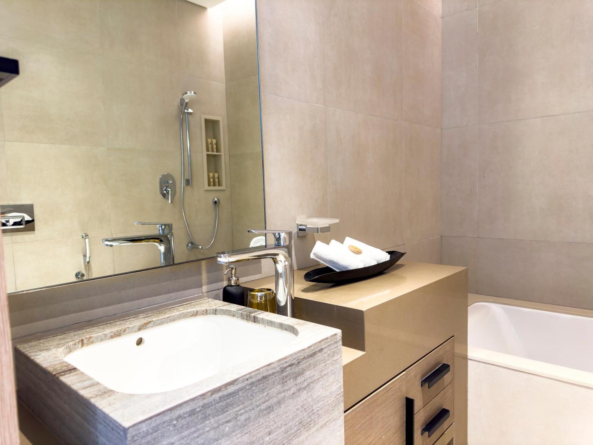 Address 2br Million Dollar View With Ps5 Byblck Apartment