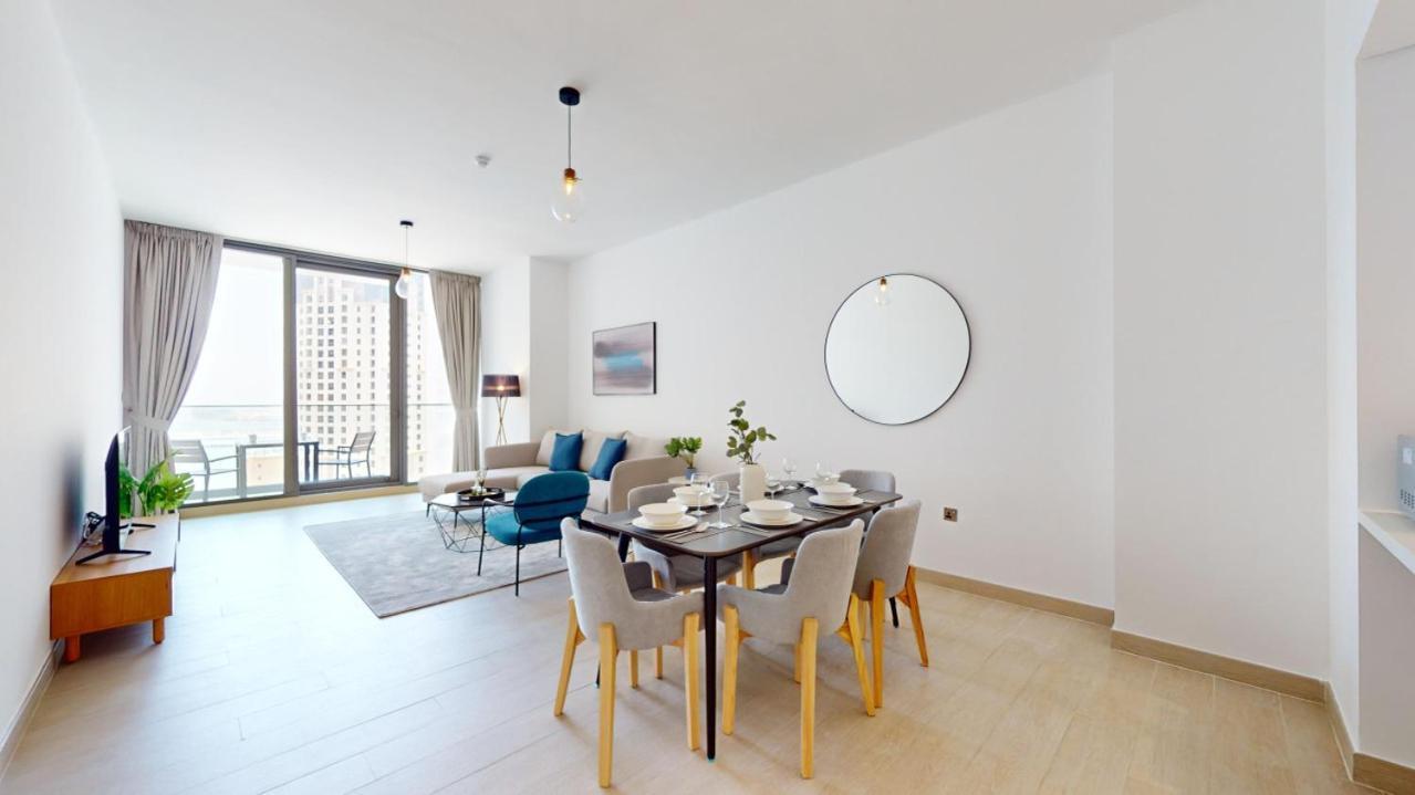 Appartement Liv Residences - Spacious Two Bedroom Dubaï