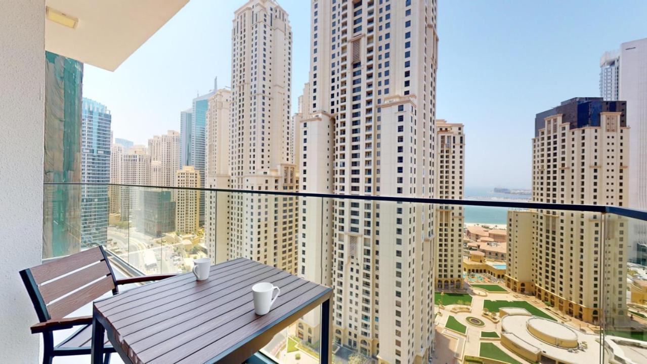 Liv Residences - Spacious Two Bedroom Dubaï