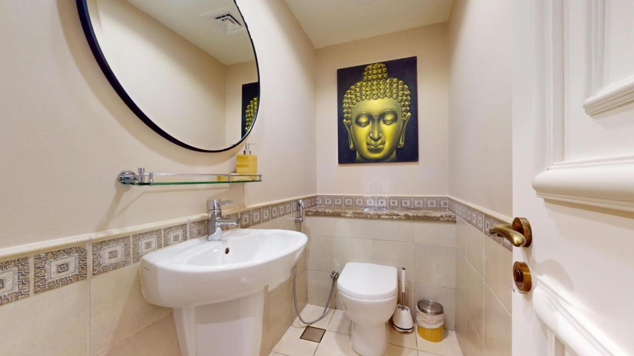 Golden Mile 1 - Contemporary One Bedroom * Dubái