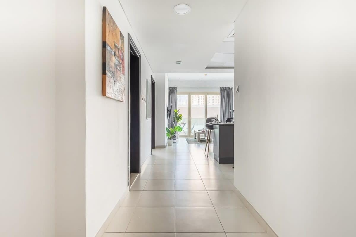 Frank Porter - Royal Oceanic Apartamento
