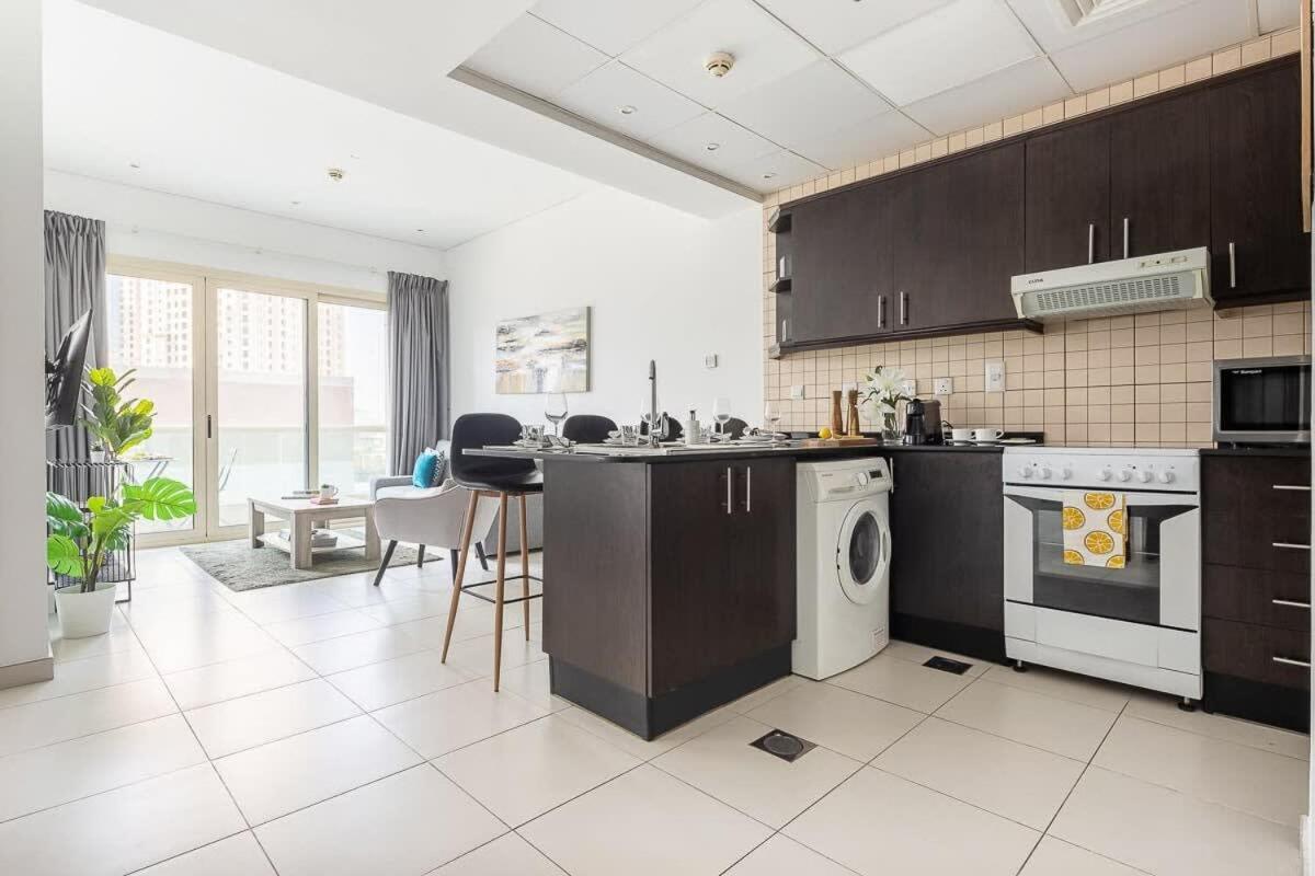 Frank Porter - Royal Oceanic Apartamento