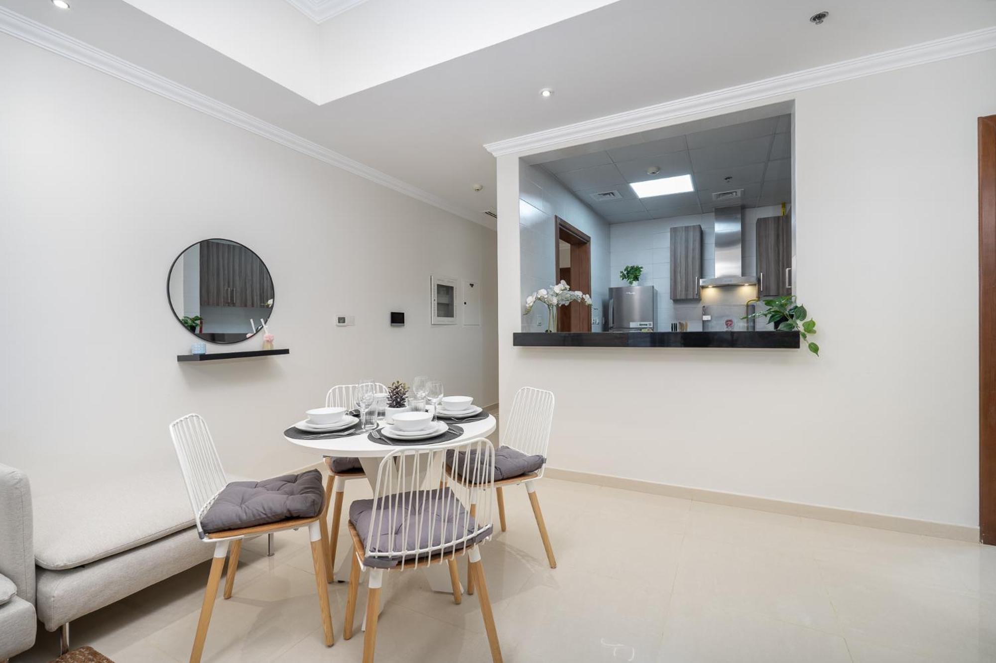 Heaven Crest Downtown - And 1 Bedroom 2 Minute Walk To Mall And Burj Khalifa * Dubai