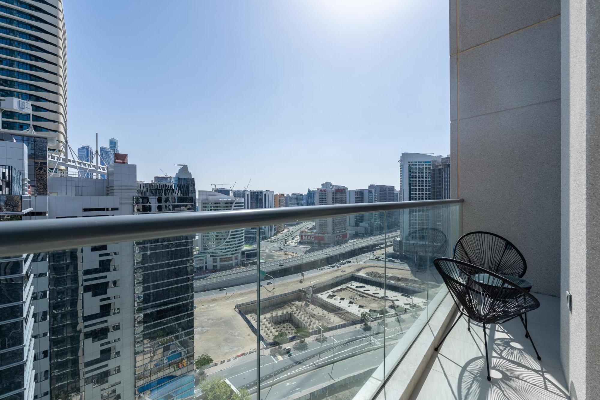 Heaven Crest Downtown - And 1 Bedroom 2 Minute Walk To Mall And Burj Khalifa * Dubai