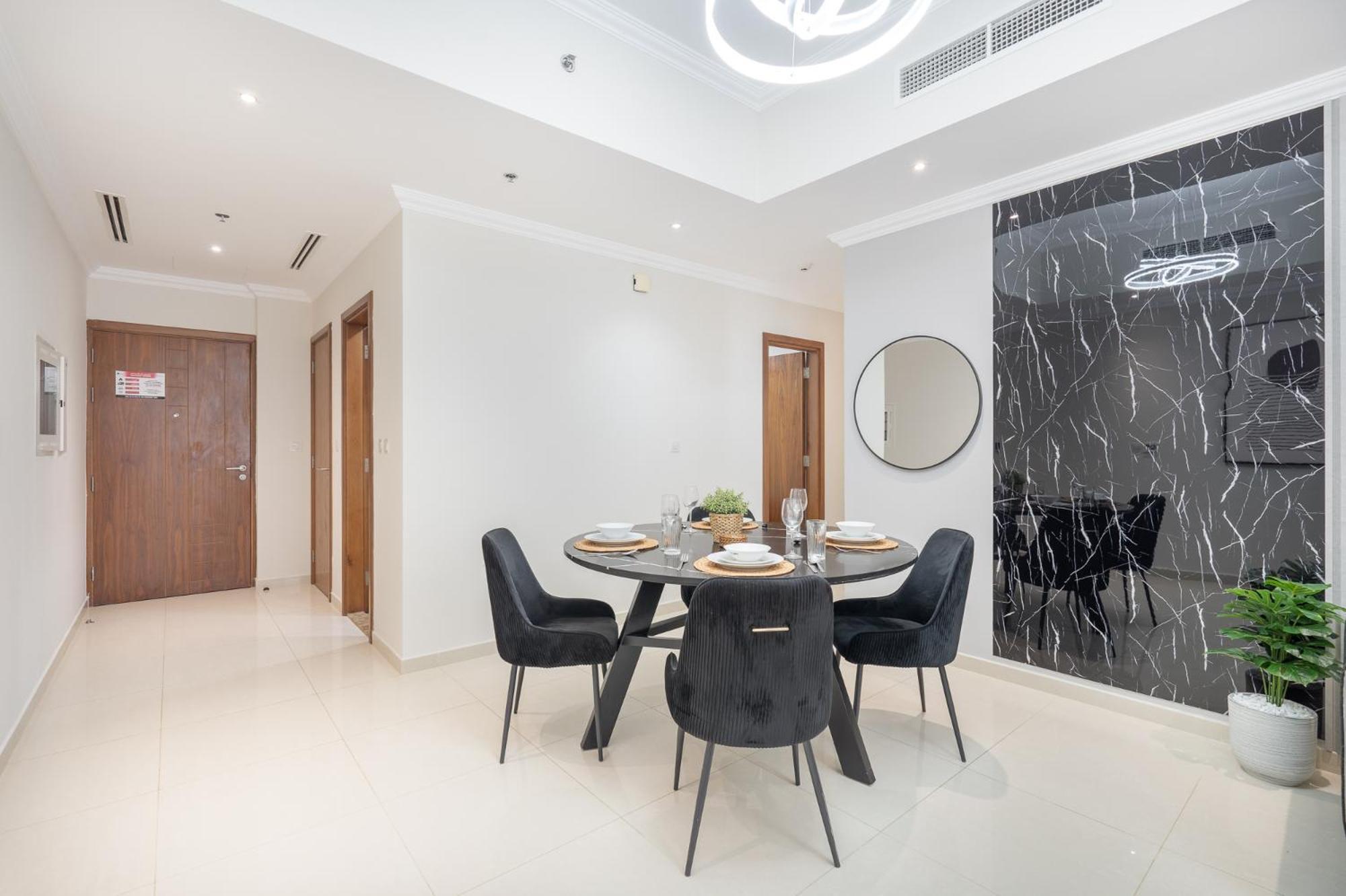 Heaven Crest Downtown - And 1 Bedroom 2 Minute Walk To Mall And Burj Khalifa Lägenhet