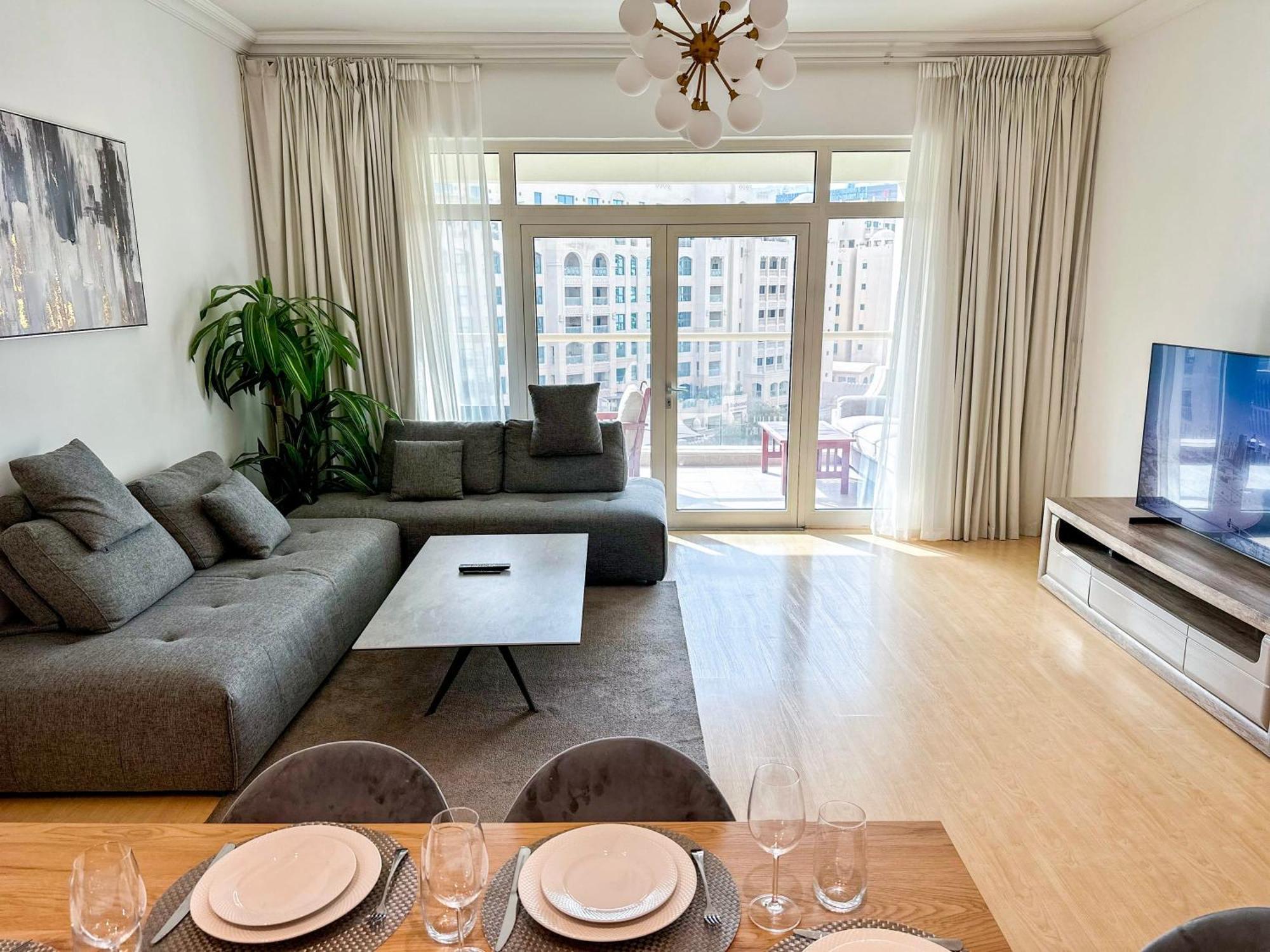 Bright 2br With Garden View - Palm Jumeirah Lägenhet