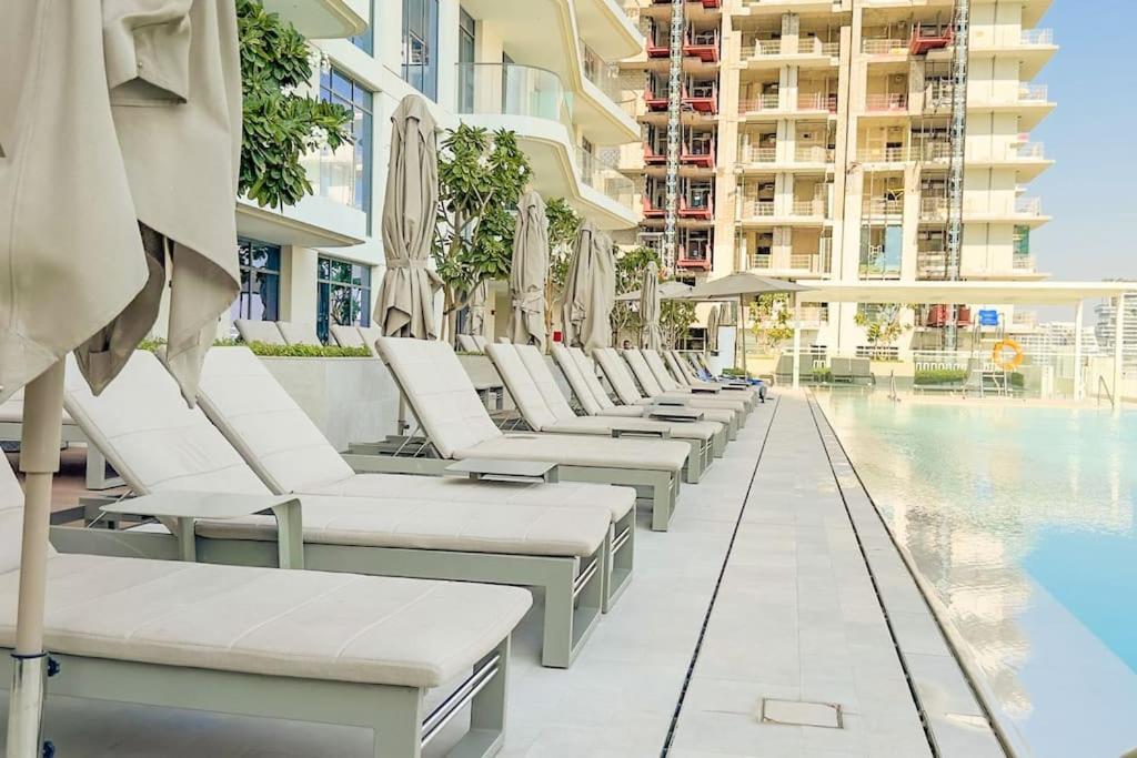 Stunning Beachfront 1br In Palm Jumeirah *