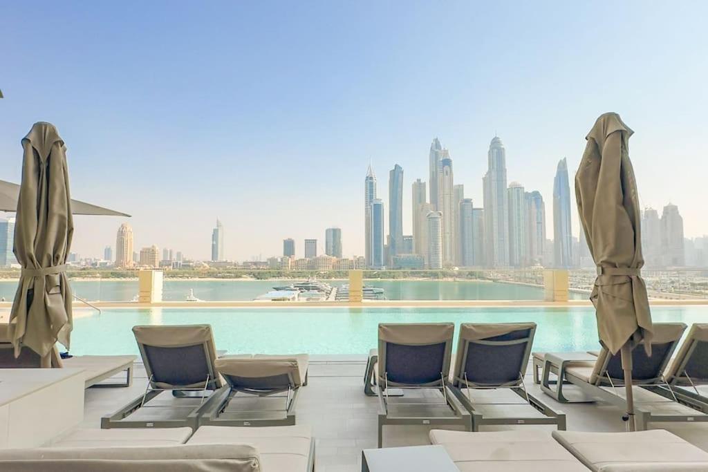 Stunning Beachfront 1br In Palm Jumeirah