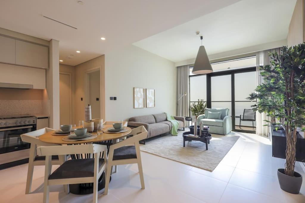 Apartment Stunning Beachfront 1br In Palm Jumeirah *