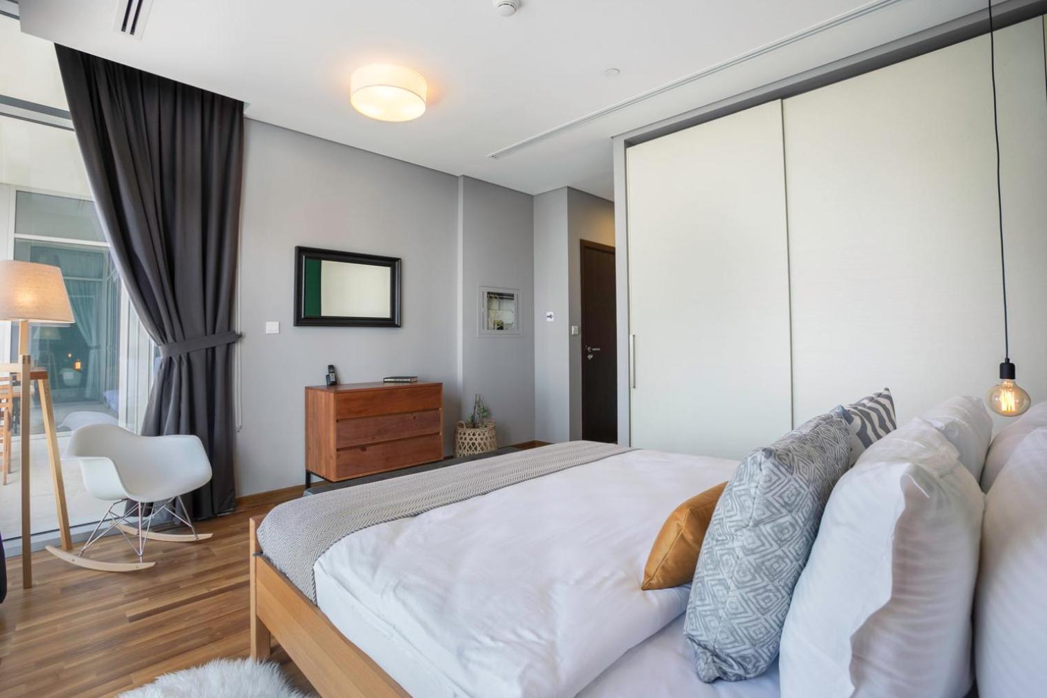 Blueground Difc City View Pool Gym Dxb-182 Appartement