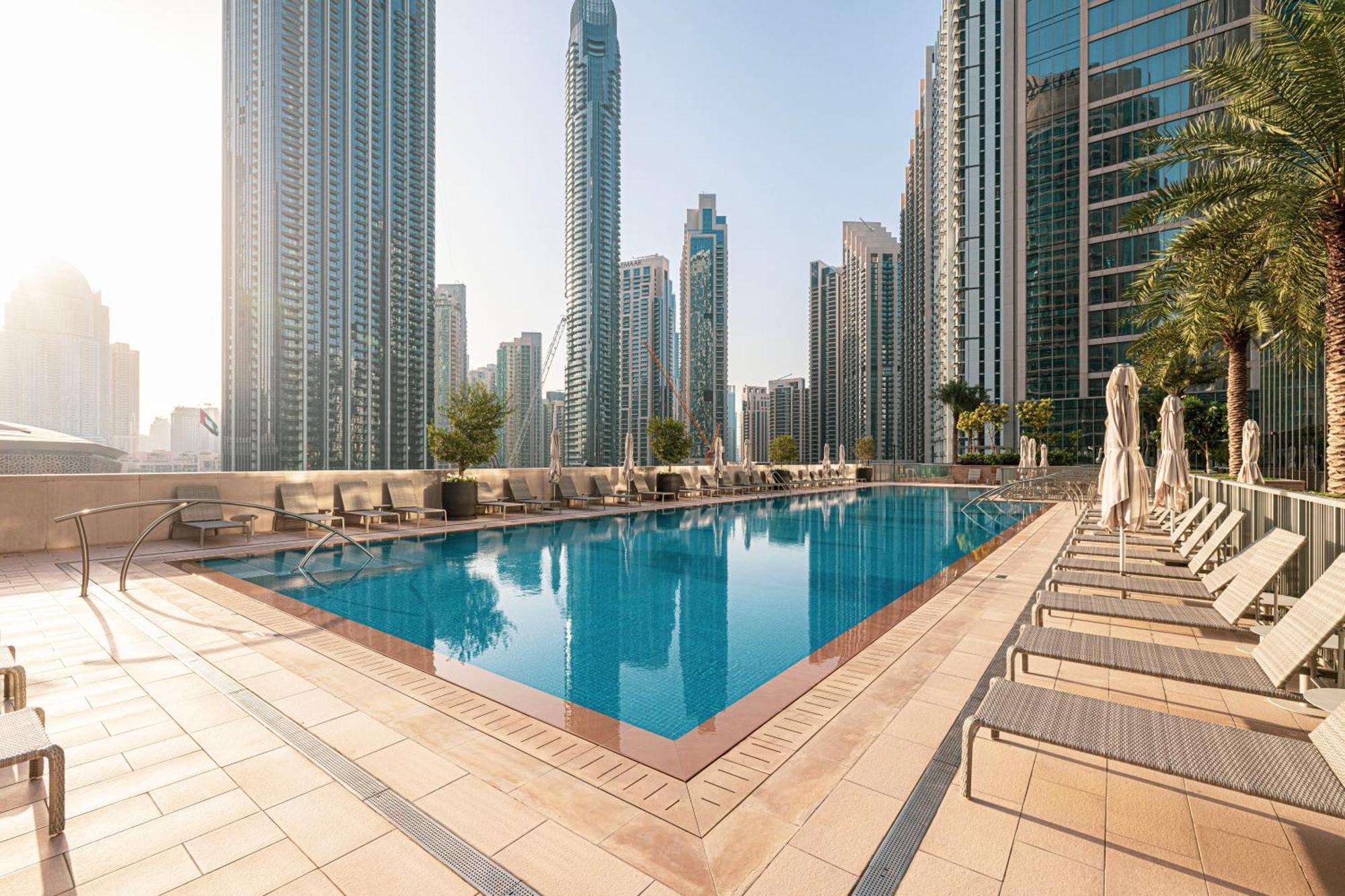 Luxury 4br In Downtown With Burj & Fountain Views