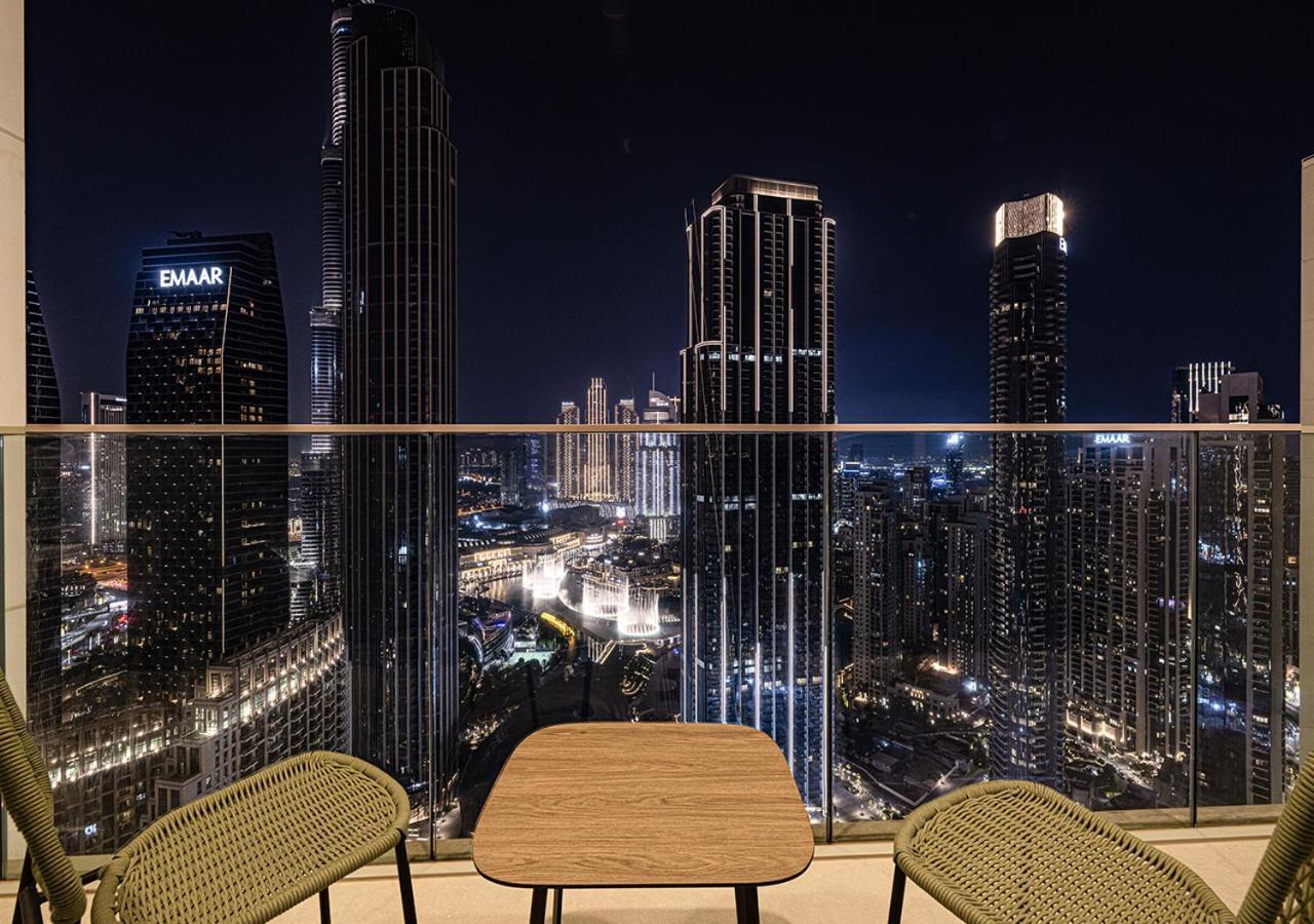 Luxury 4br In Downtown With Burj View Apartment Dubai