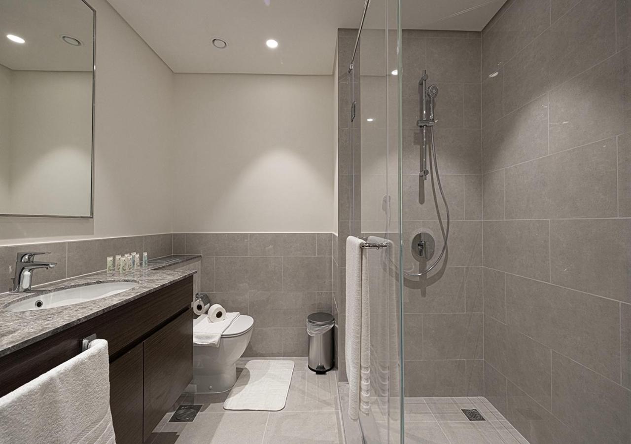 Luxury 4br In Downtown With Burj & Fountain Views *