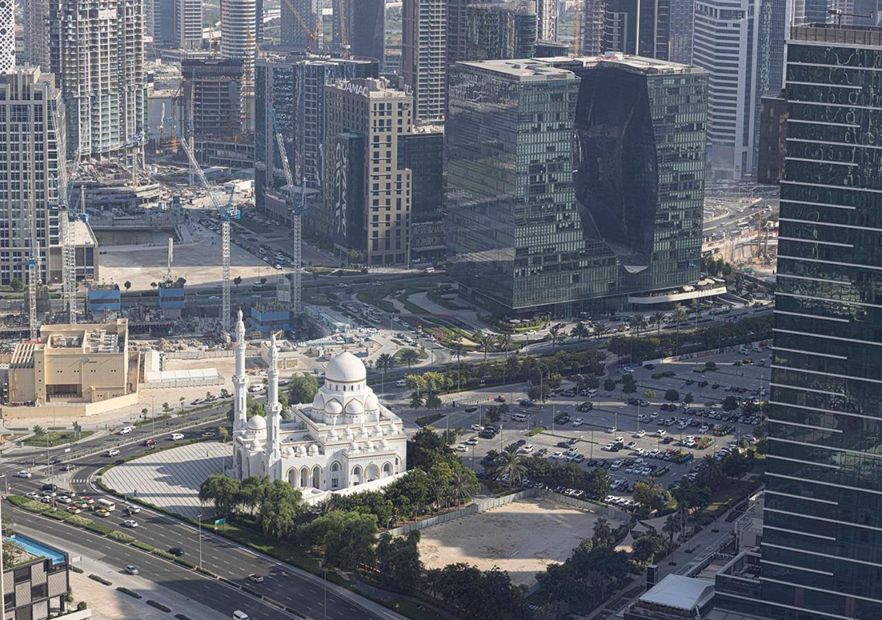 Apartment Luxury 4br In Downtown With Burj View Dubai