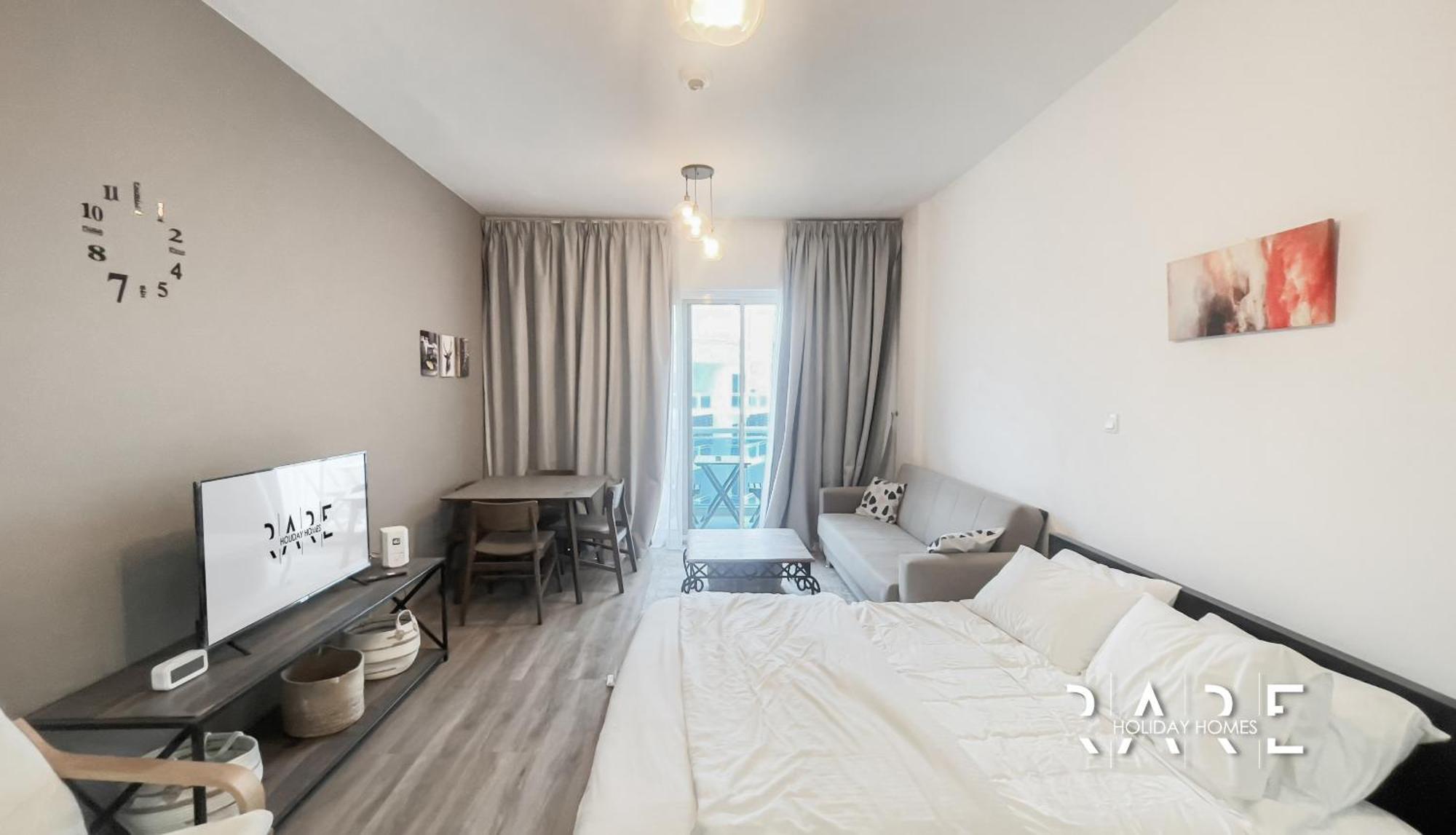 Apartamento Rare Holiday Homes - Near The Lake - Lago Vista B - Dubai Production City - Impz - R2112 *