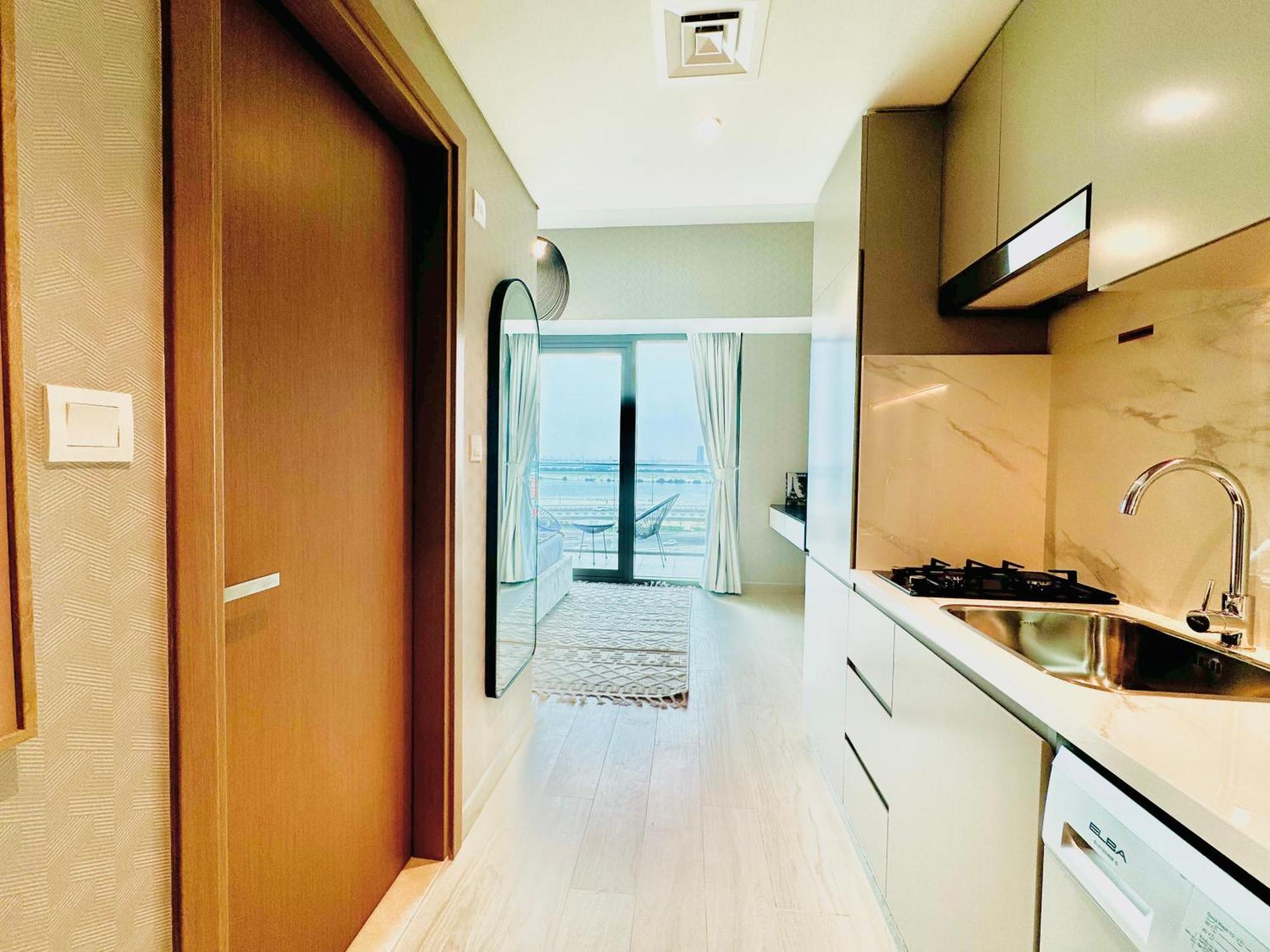 Apartemen Venduras - Skyline View Farhad Azizi Al Jaddaf
