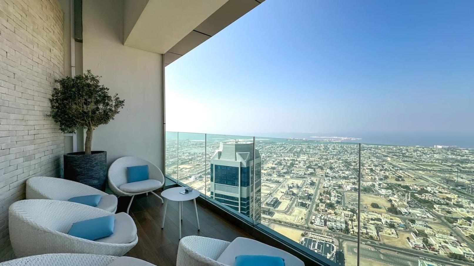 Apartment High Floor 2 Bedroom Gem - Burj Khalifa Views *