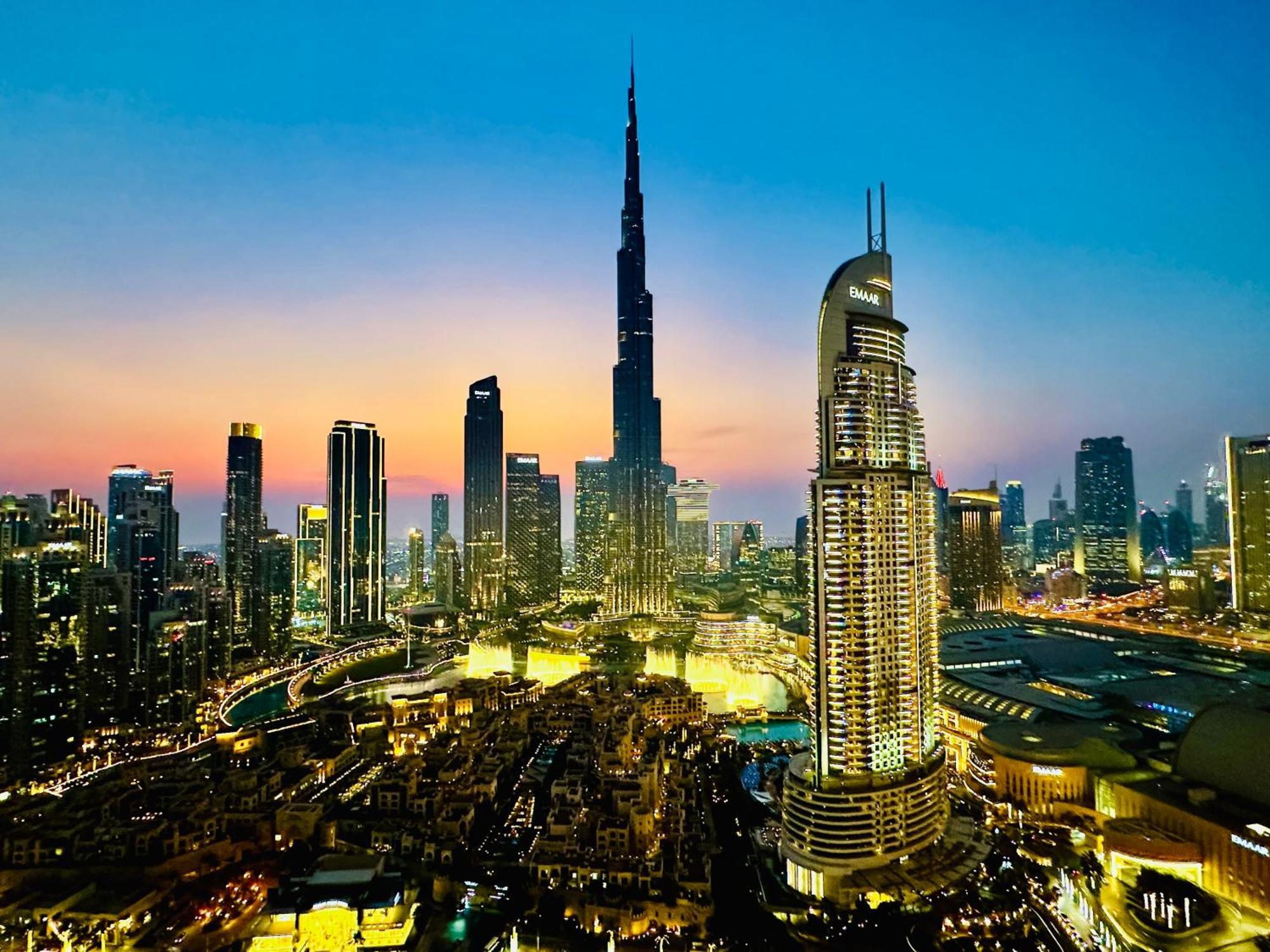 Breathtaking Burj View, Sky High Luxury 2br By 2nd * Dubái
