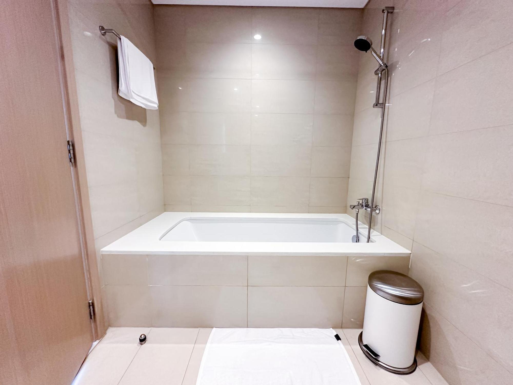 Breathtaking Burj View, Sky High Luxury 2br By 2nd Apartamento Dubái