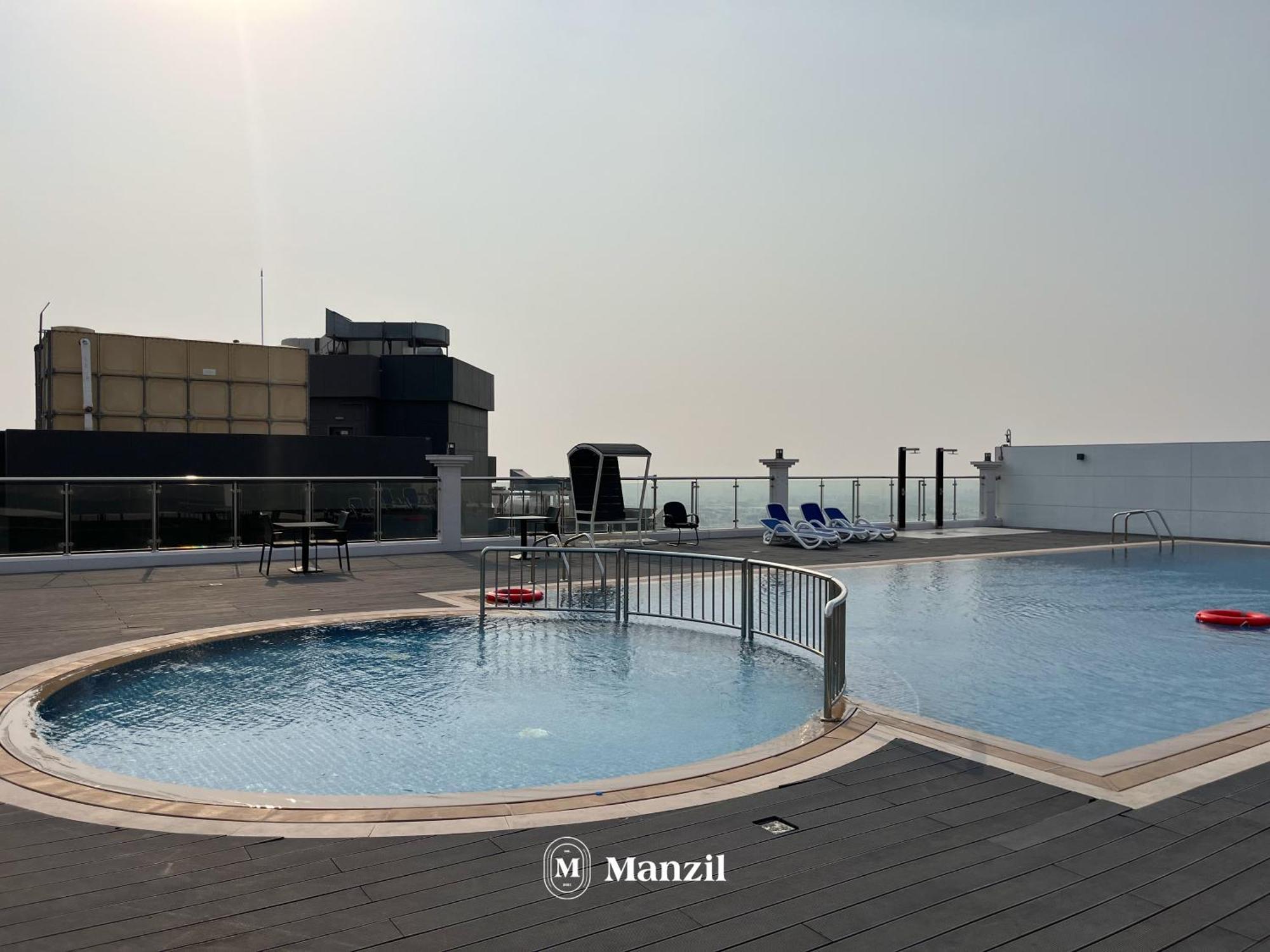 Manzil - In Silicon Oasis With Amenities Appartement Dubaï