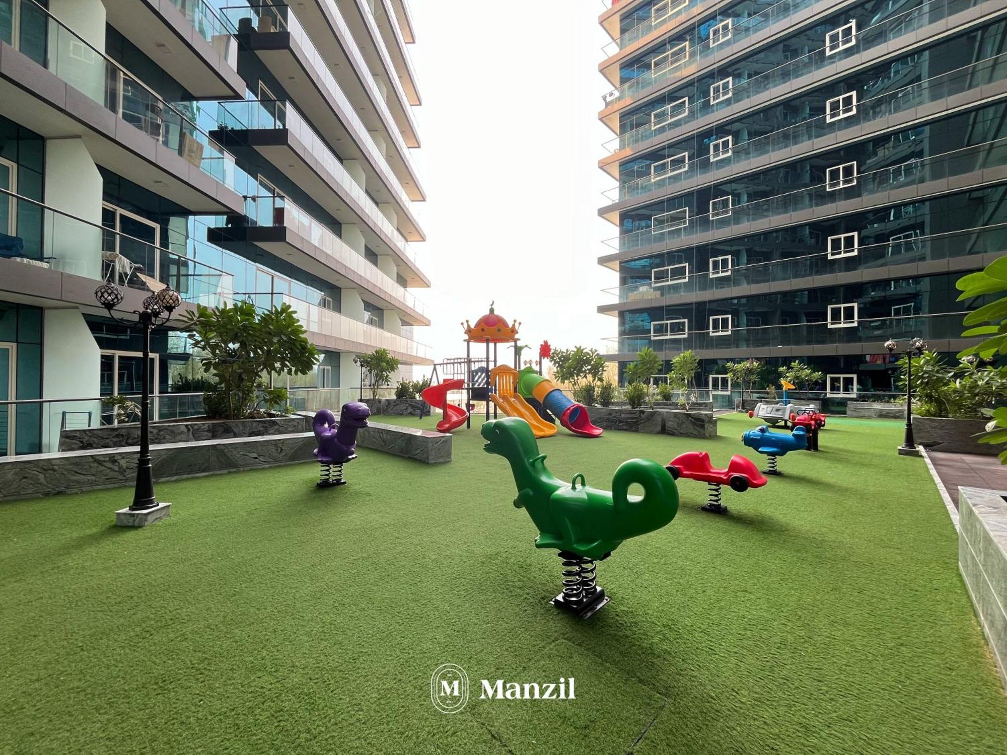 Manzil - In Silicon Oasis With Amenities Appartement Dubaï