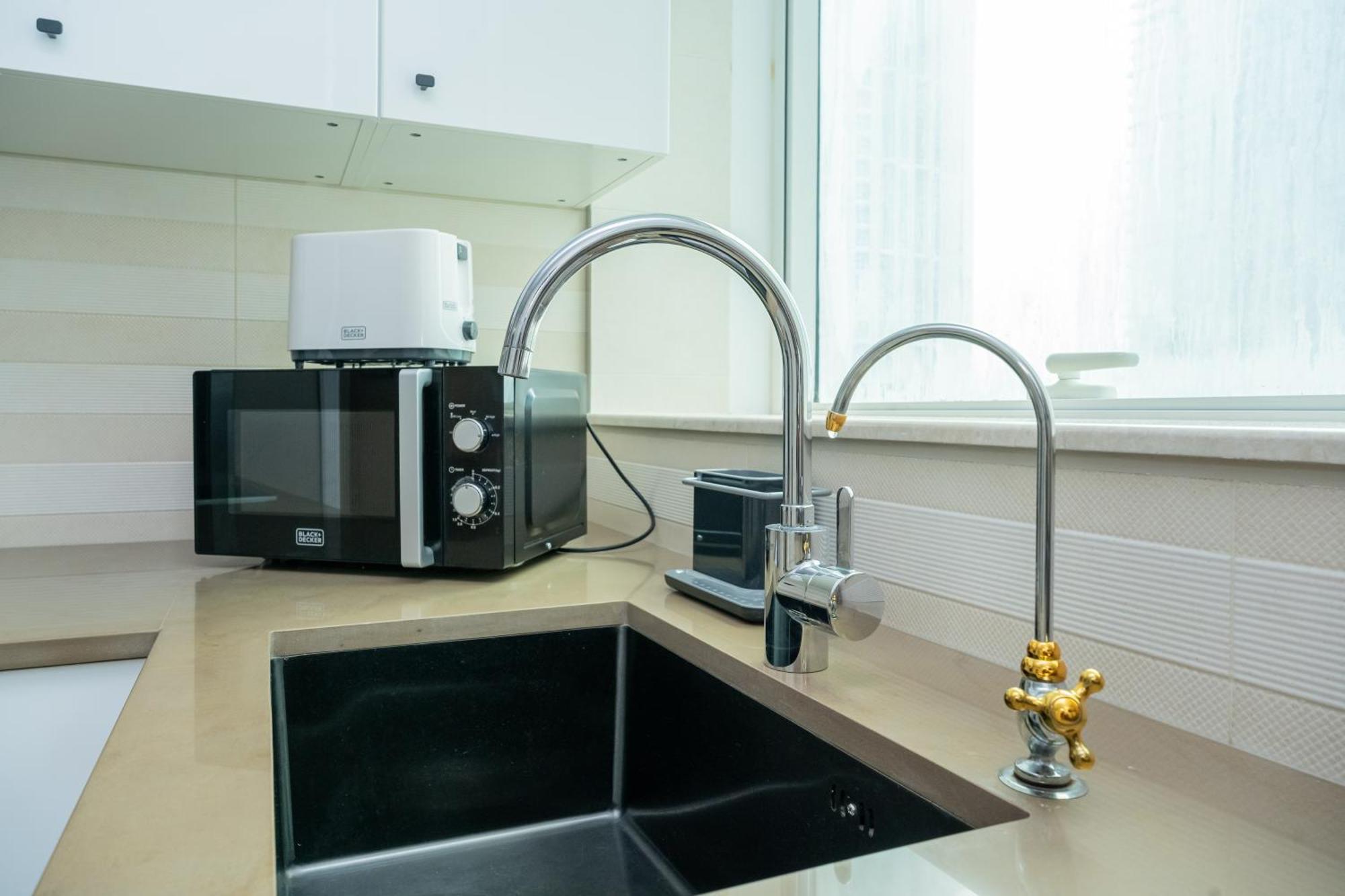 Escape 24 - Brand New & Luxury 1br High Floor Marina Pinnacle - Marina Harbour Views Appartement