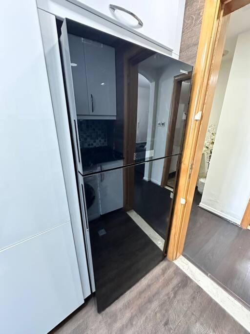 Beauty Of Marina In Our 2br Aptmnt Apartemen Dubai