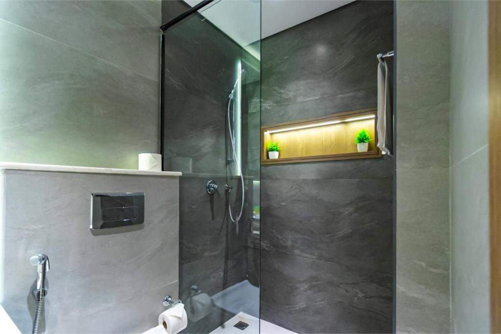 Sky View, Furnished, Freeparking * Dubaï