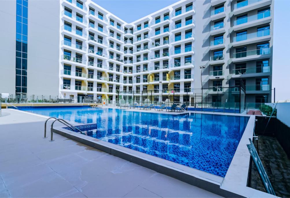 Sky View, Furnished, Freeparking Appartement