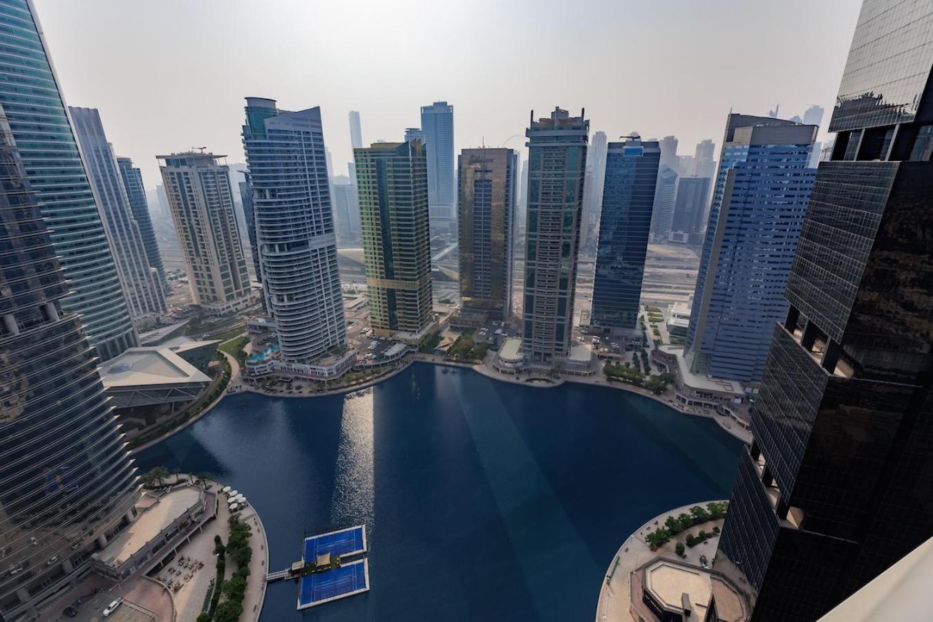 Serene Chic Flat 180 Degree & Marina Skyline View *