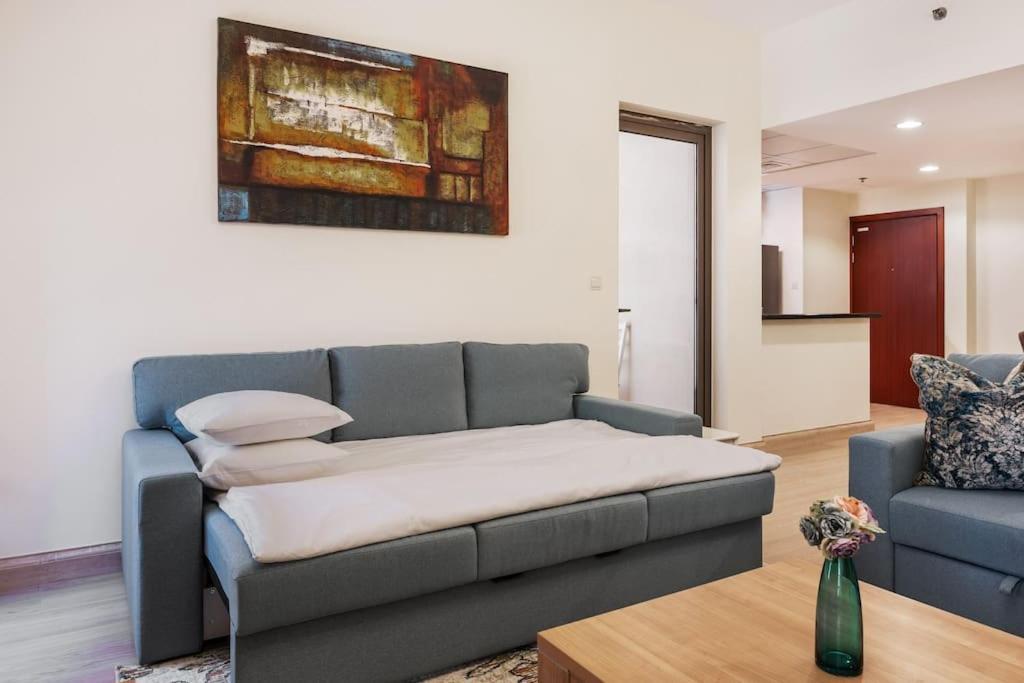 Luxury 1 Bedroom In Jbr With Access Apartament