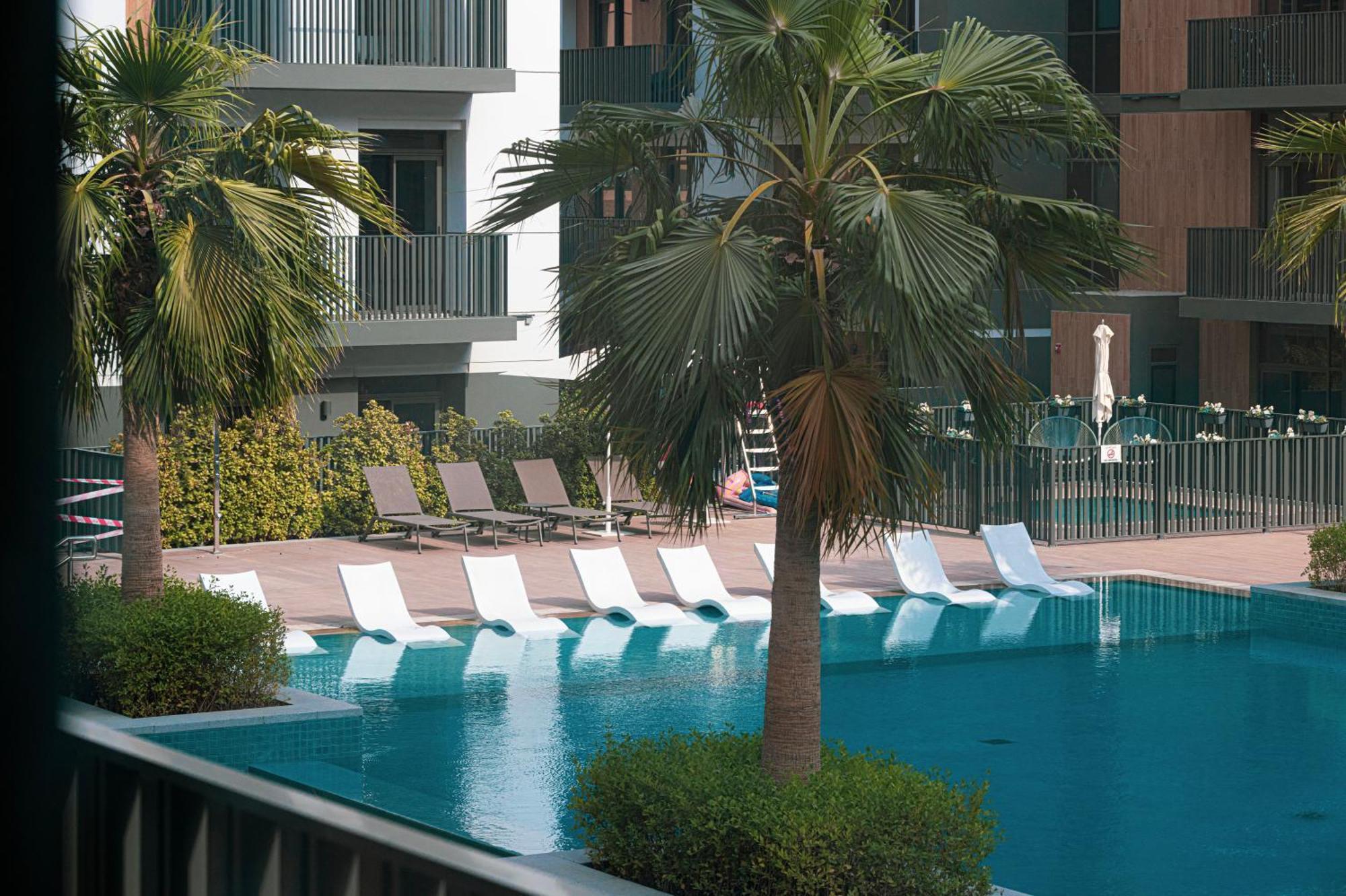 Sophisticated 1br With Pool View In Belgravia Square Jvc Appartement